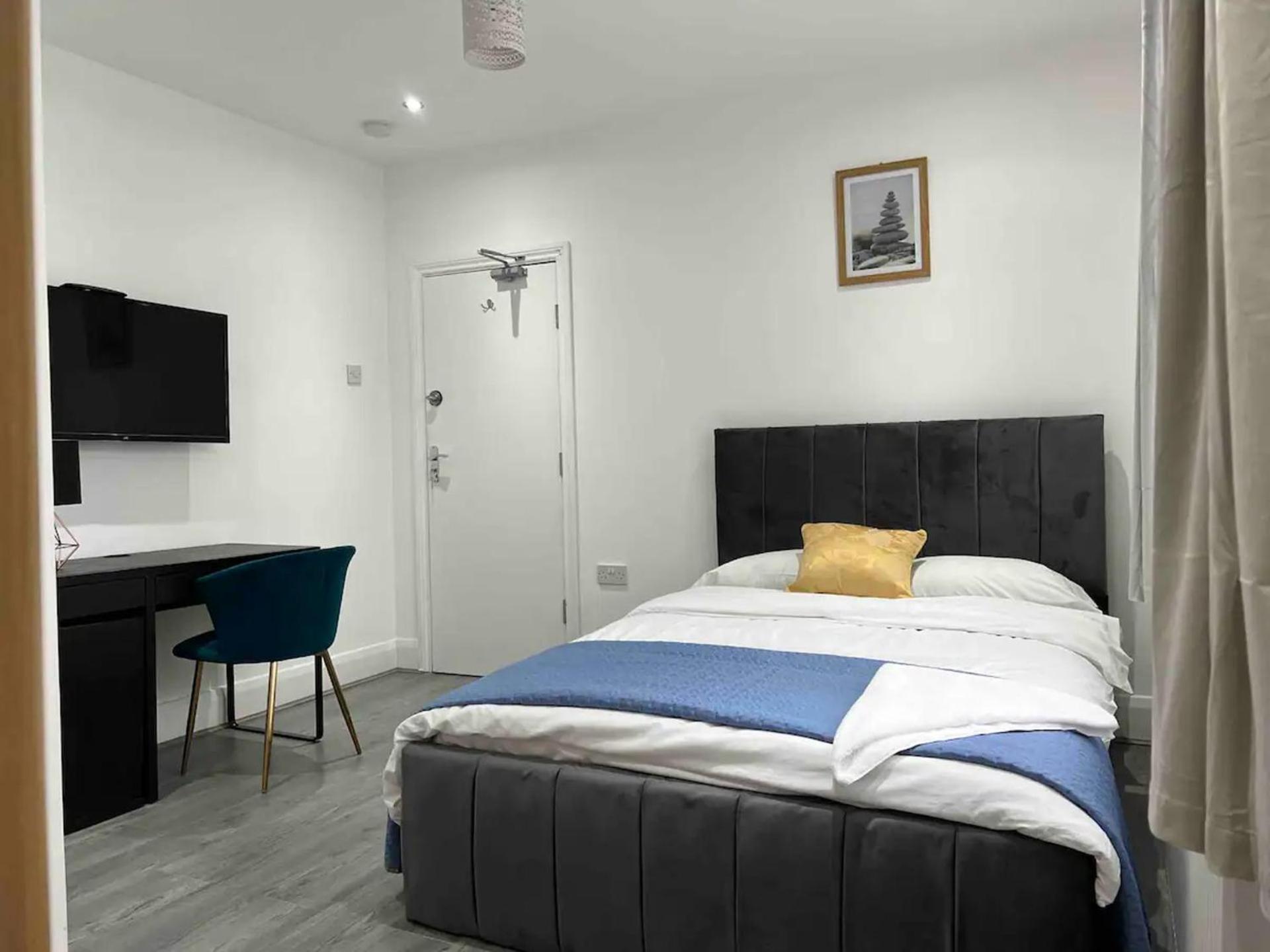 Apartment photo 1