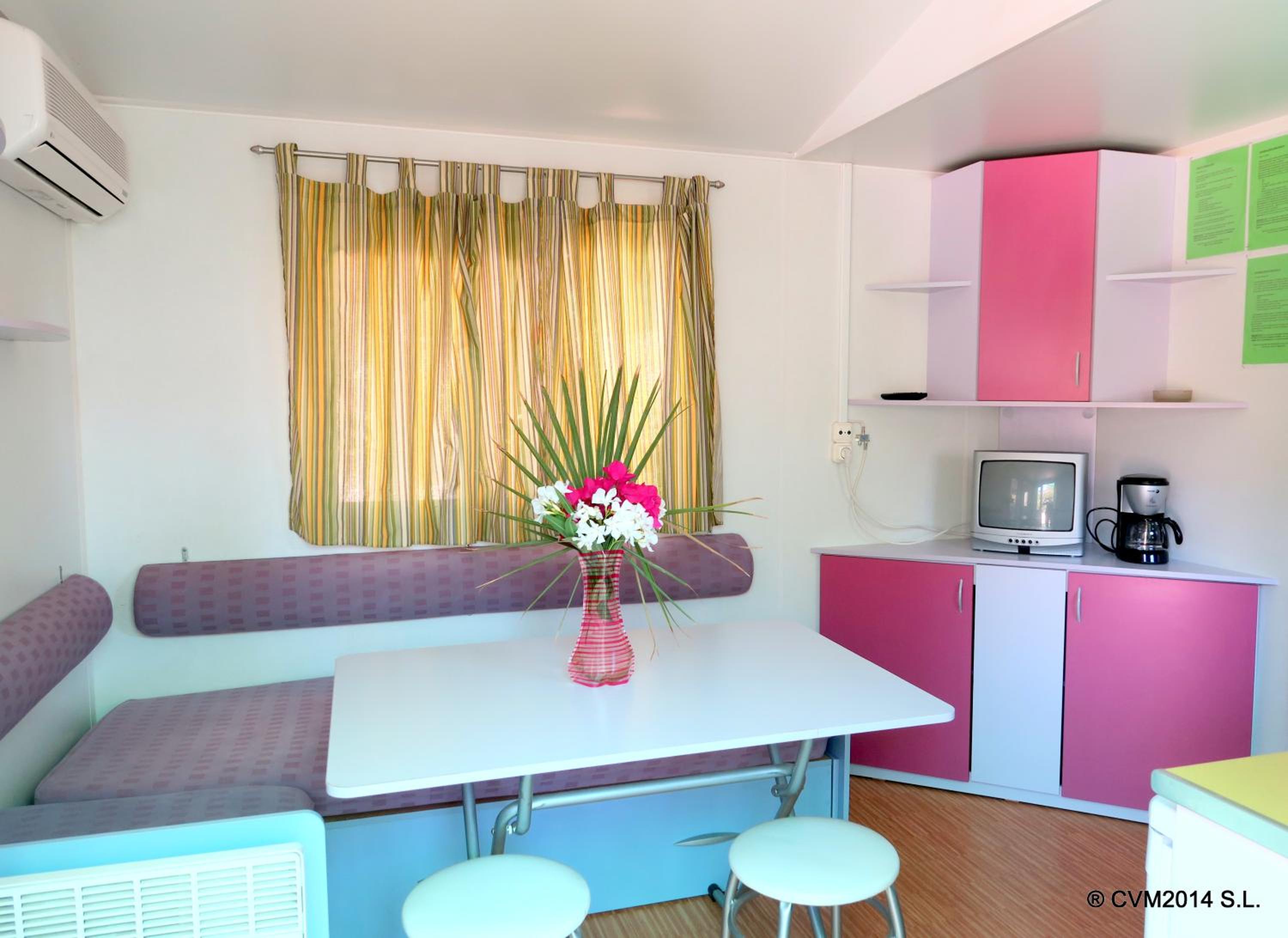Bungalow (4 Adults) photo 2