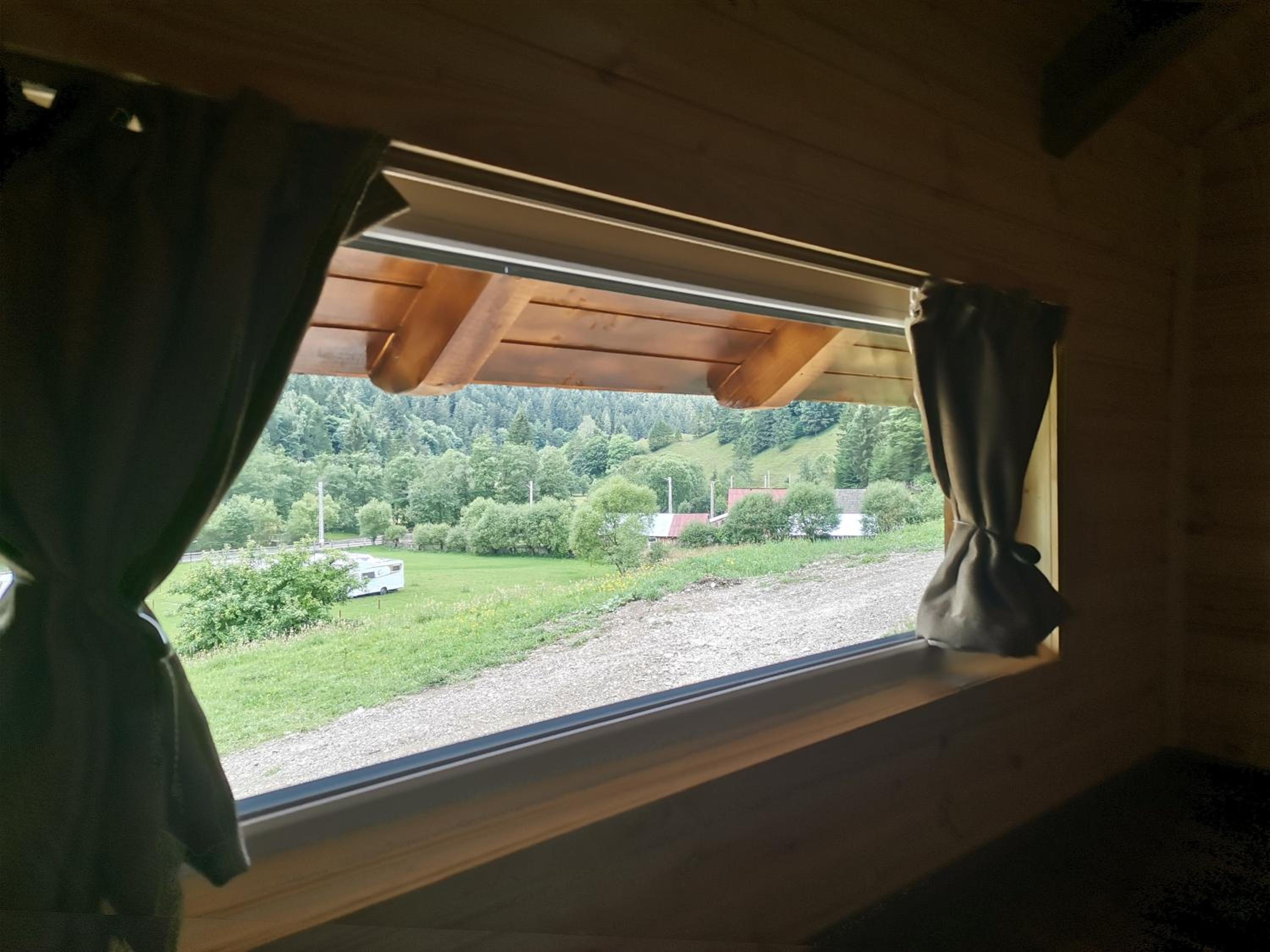 One-Bedroom Chalet - Photo 3