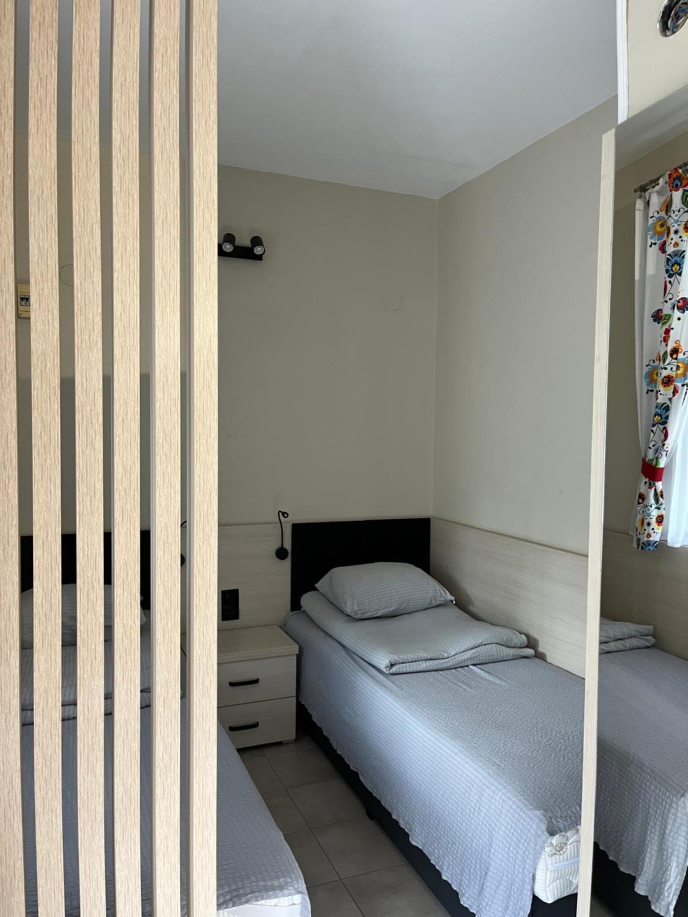 Quadruple Room - Photo 1