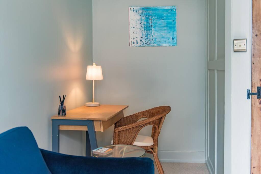 One-Bedroom House photo 3