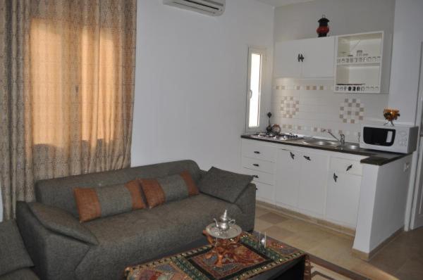 One-Bedroom Apartment photo 3