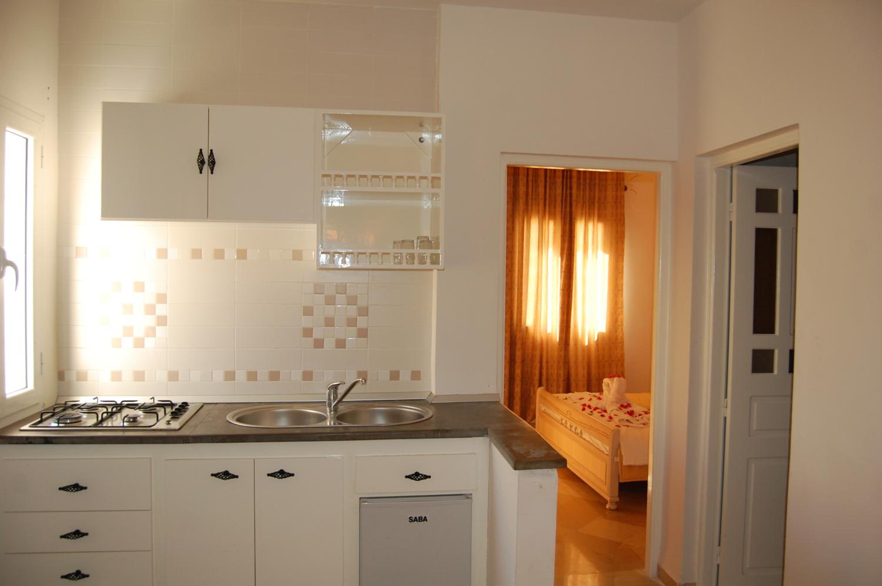 Three-Bedroom Apartment photo 3