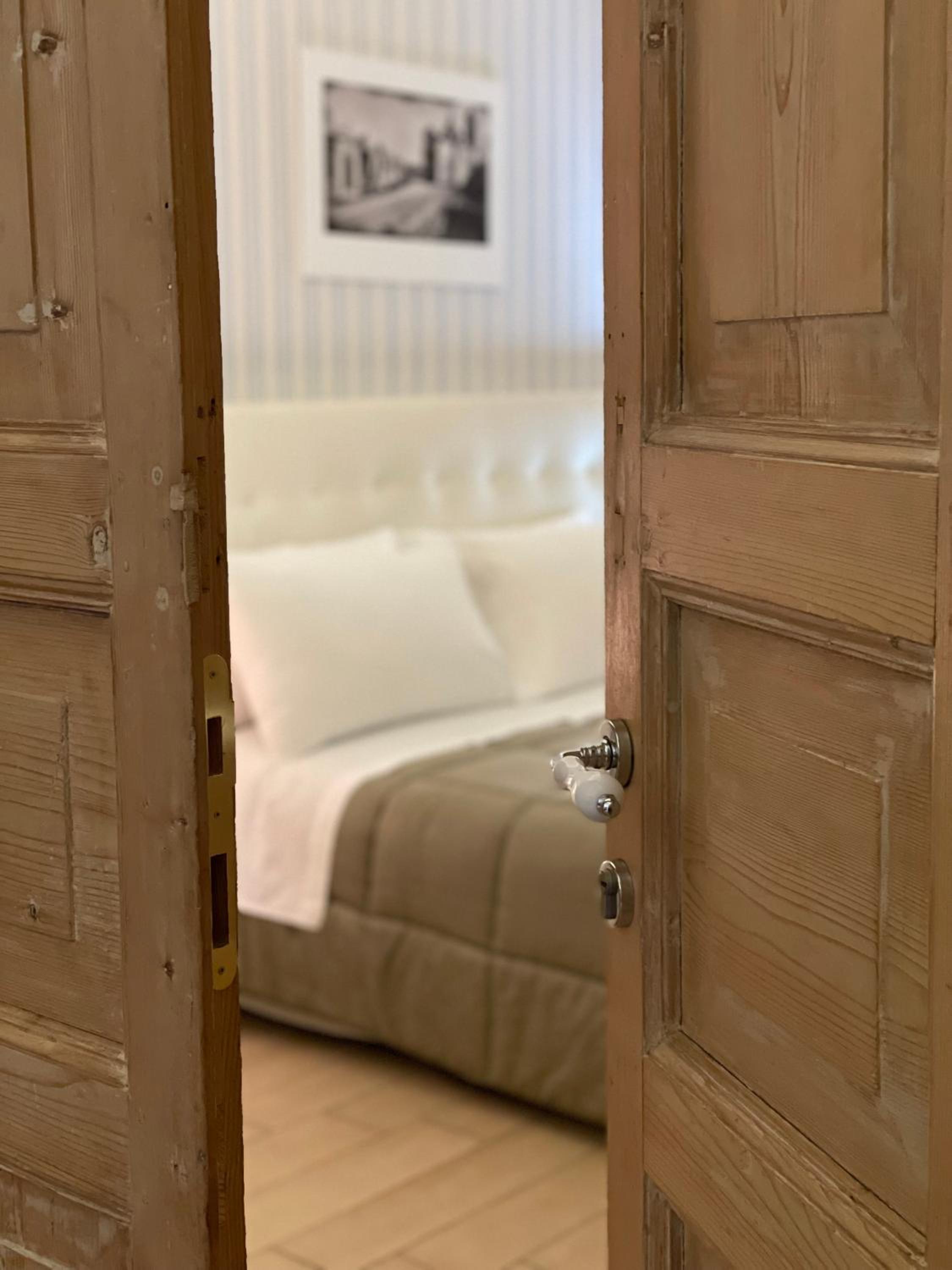 Standard Double Suite