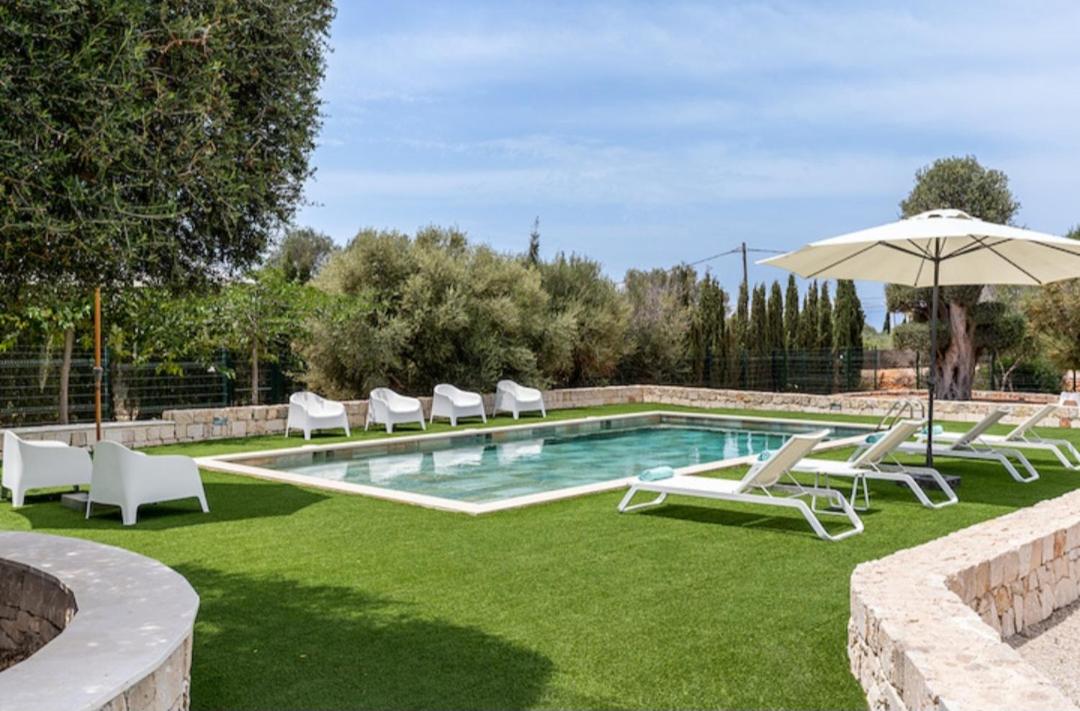 Villa photo 2