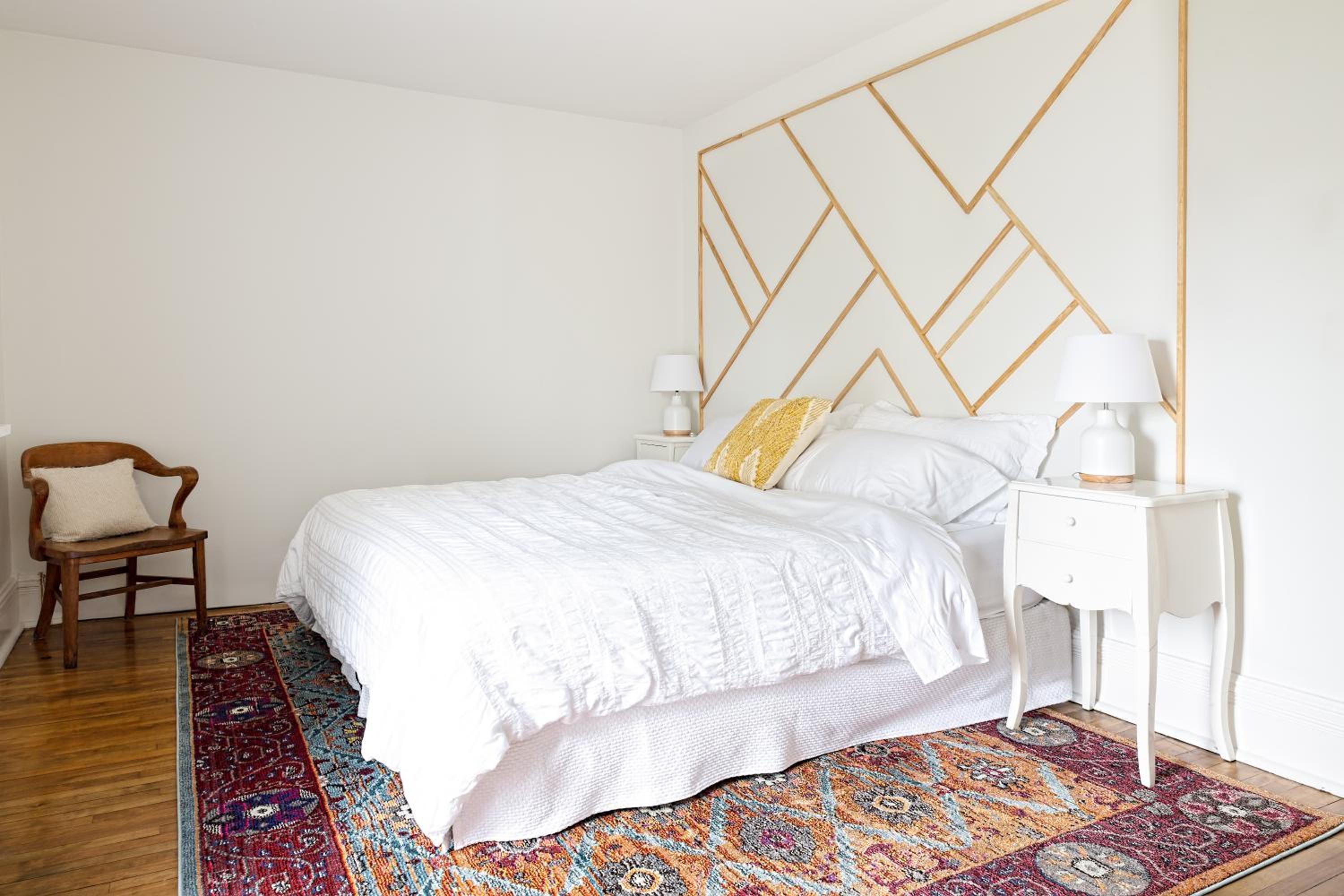 Deluxe King Suite photo 1