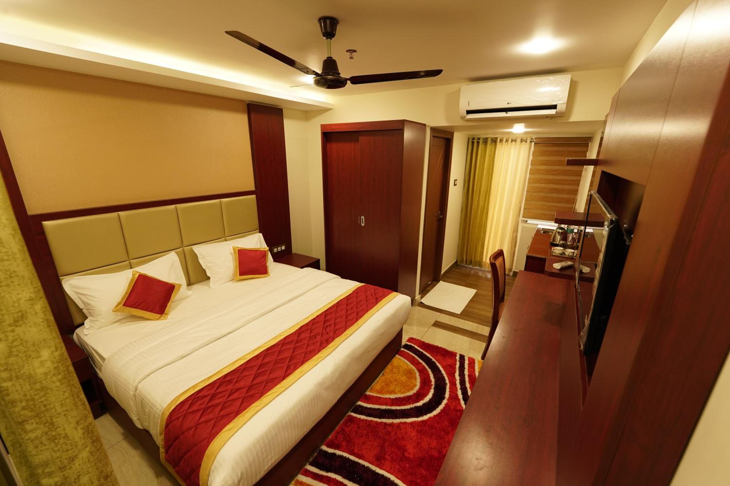 Superior Suite - Photo 1