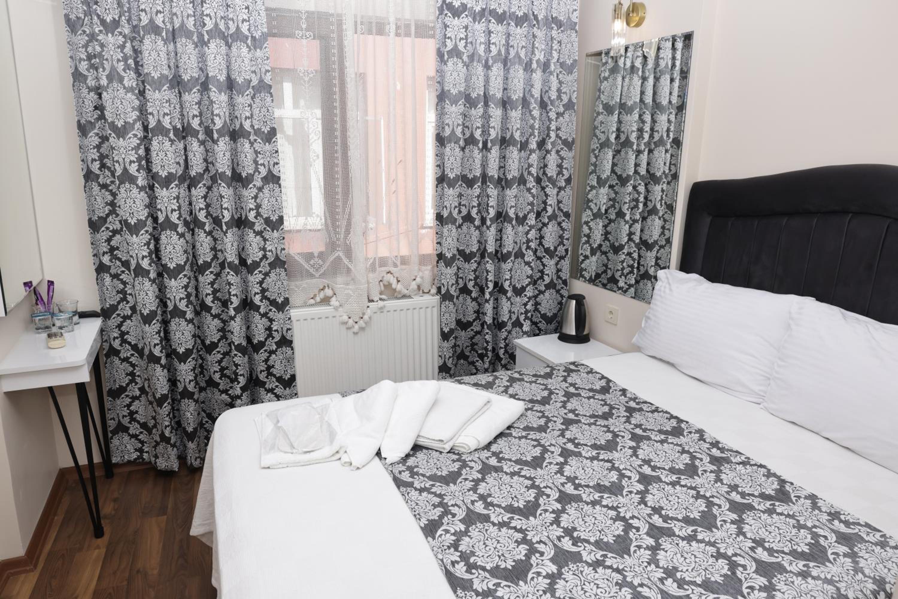 Standard Room photo 1