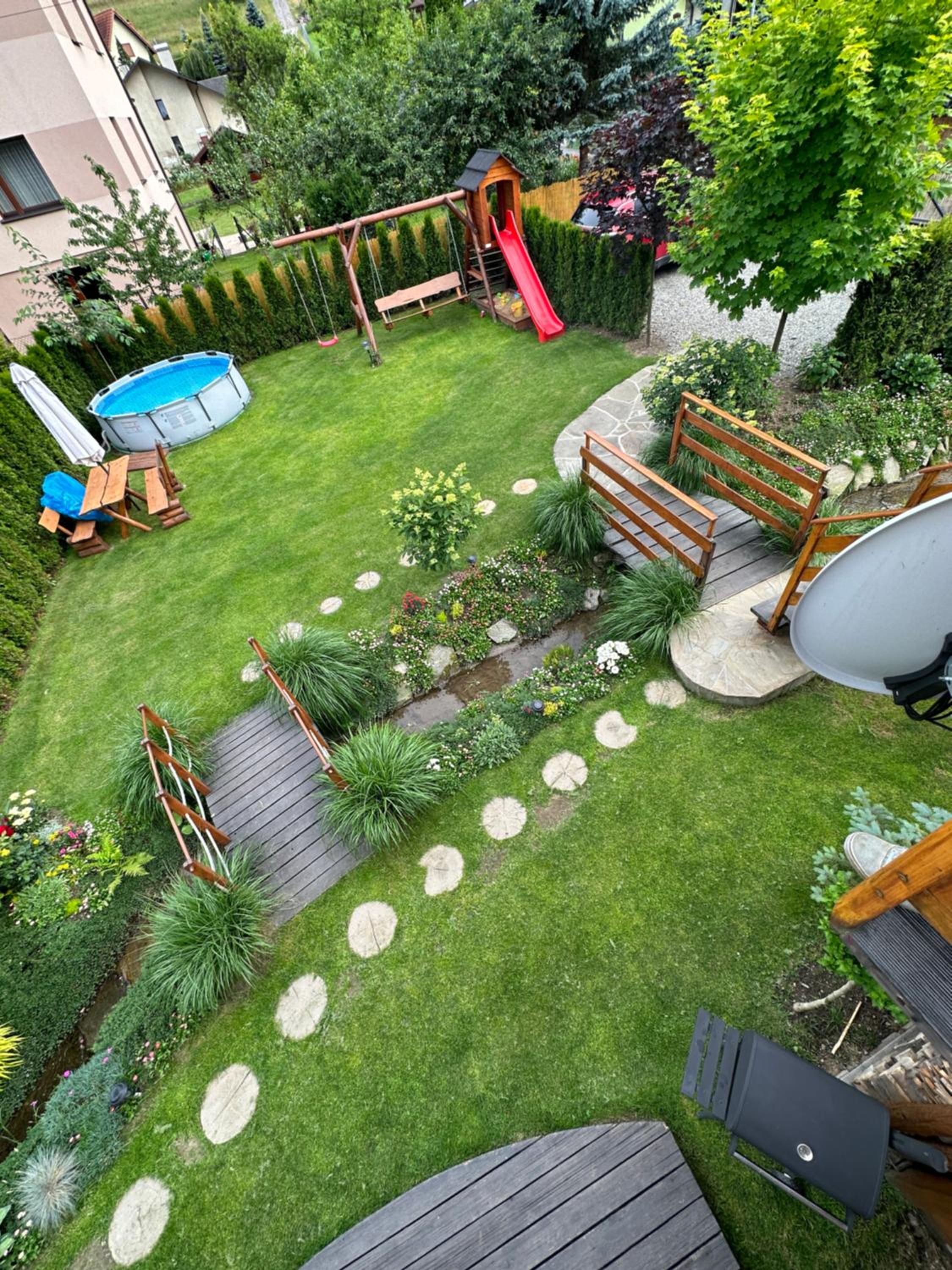 Apartment with Terrace - Photo 20