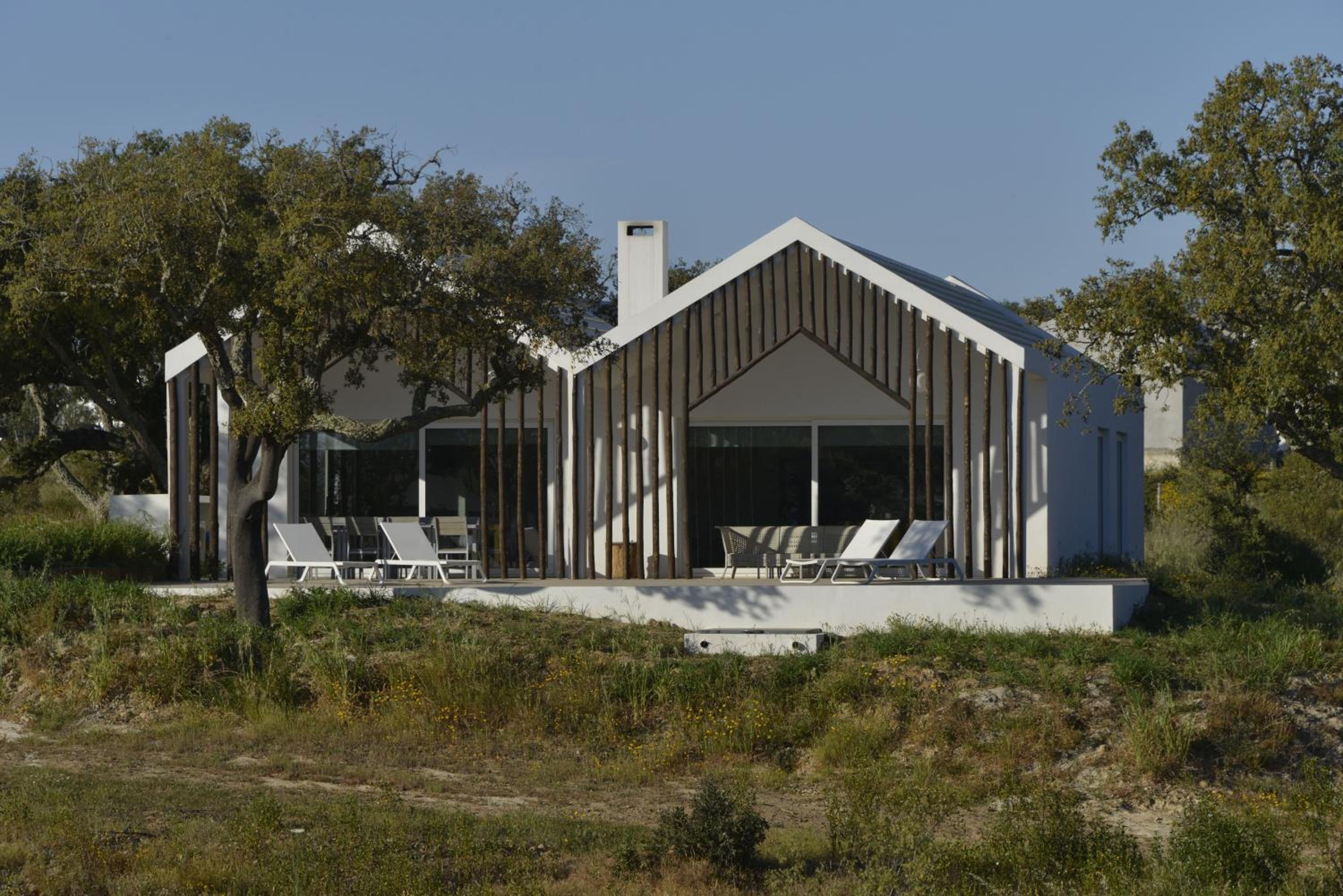 Three-Bedroom Villa thumbnail 6