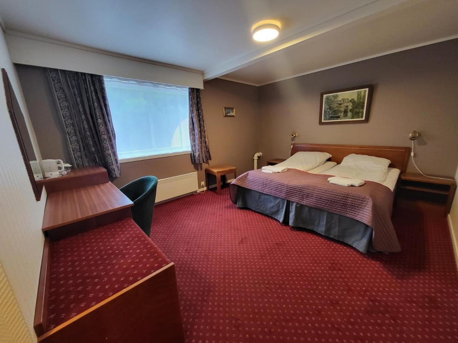 Deluxe Twin Room photo 2