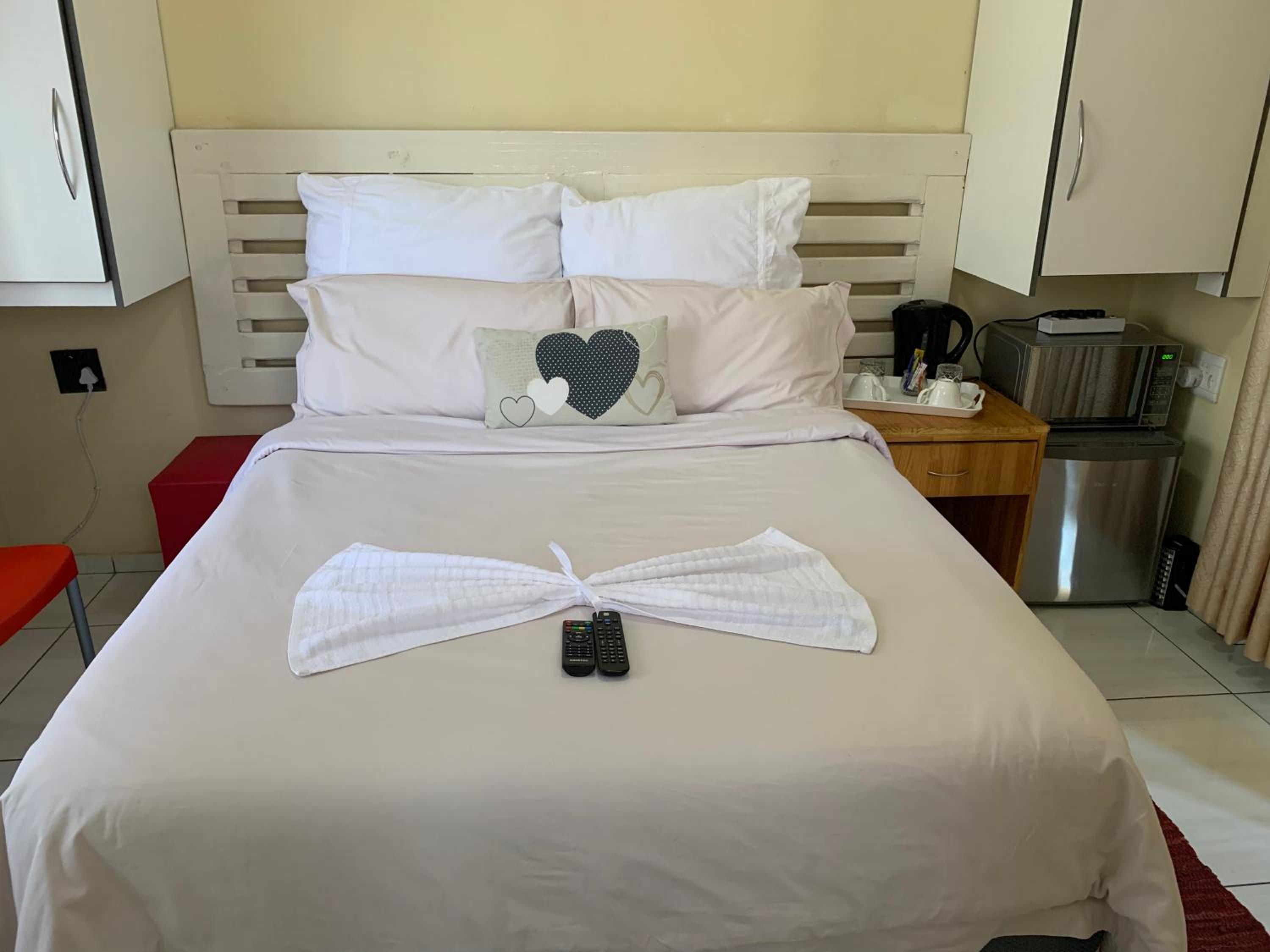 Double Room with Private Bathroom photo 1