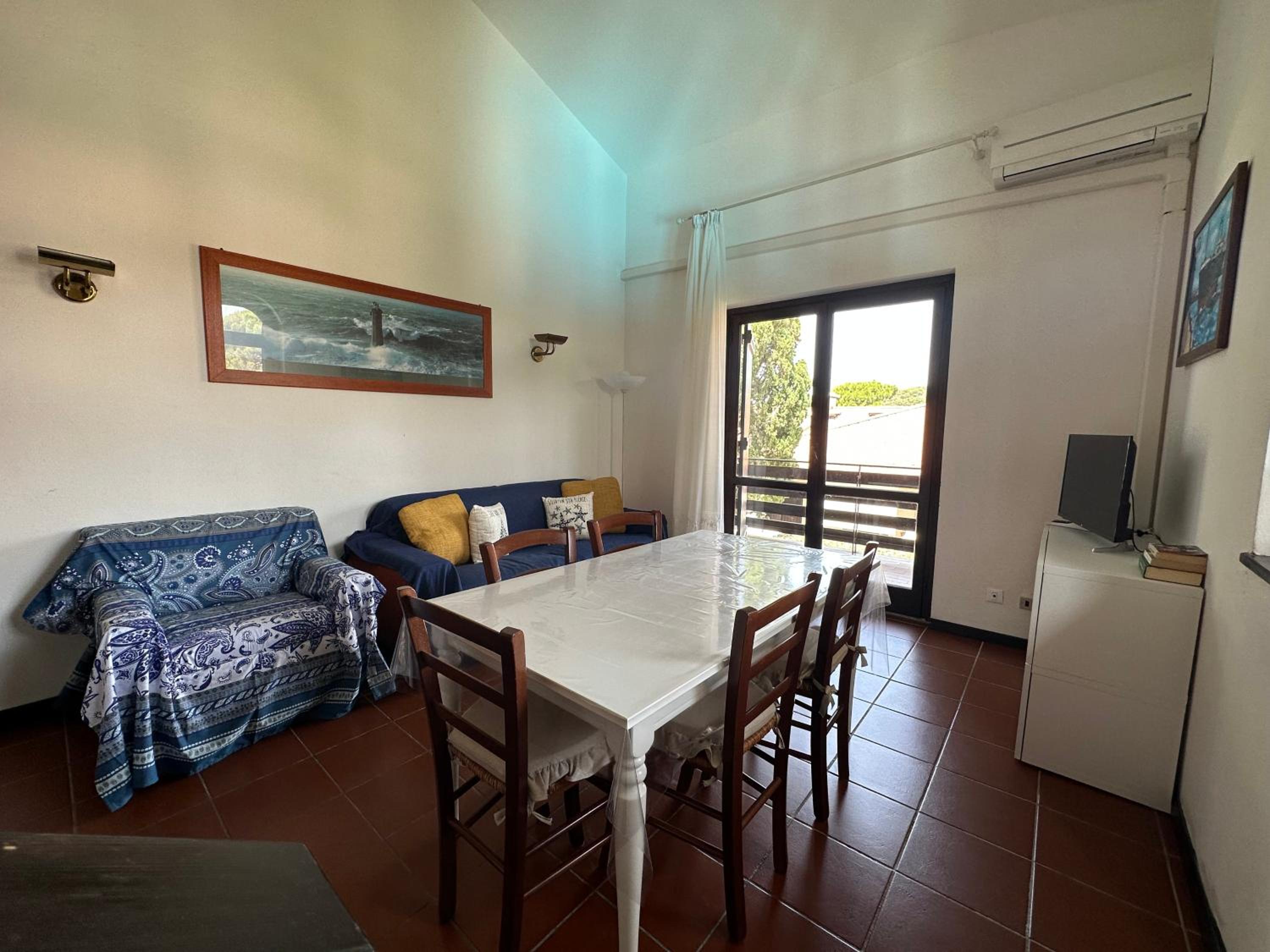 Two-Bedroom Apartment With Balcony photo 1
