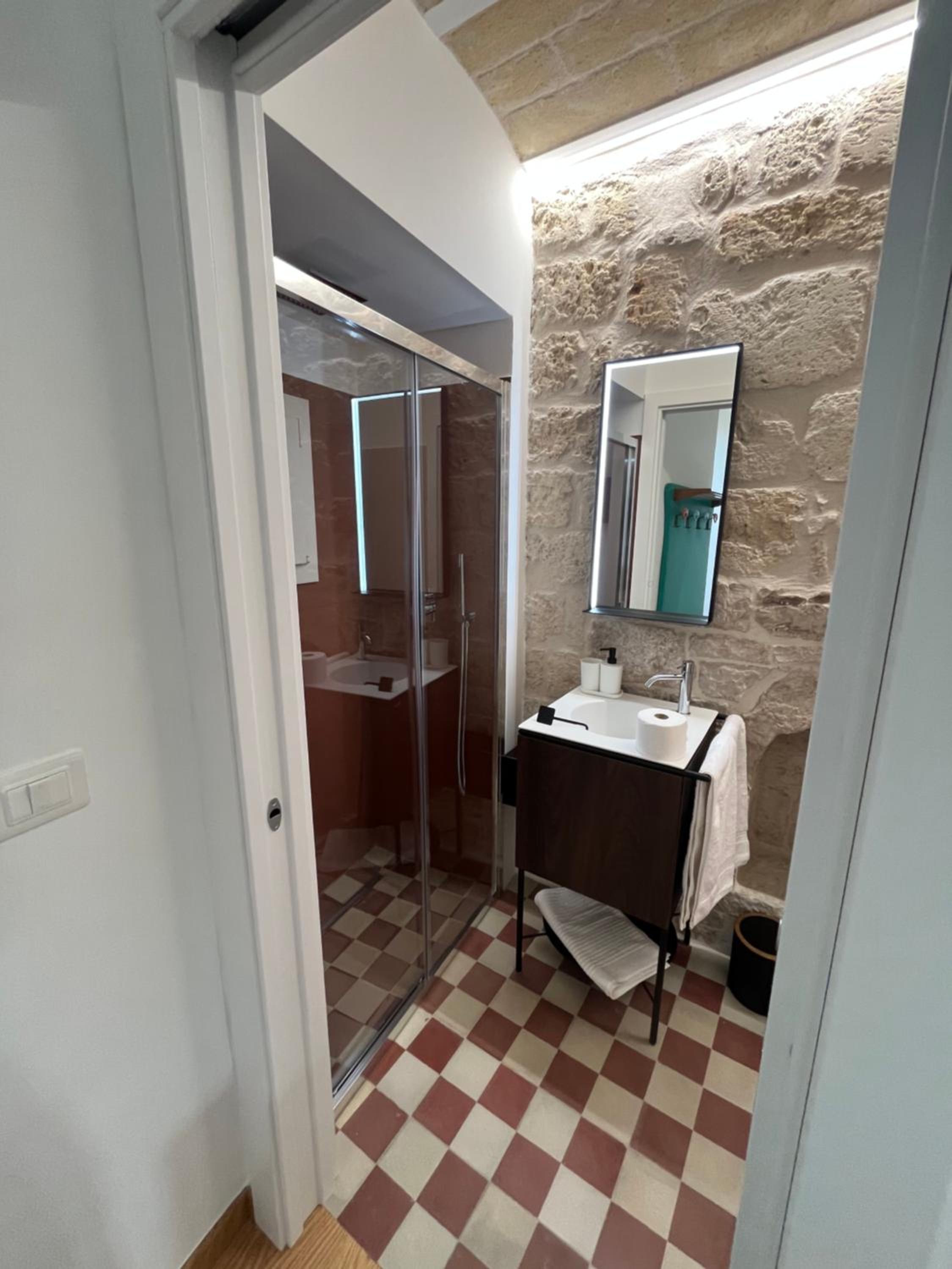Double Room with Balcony and Sea View photo 3