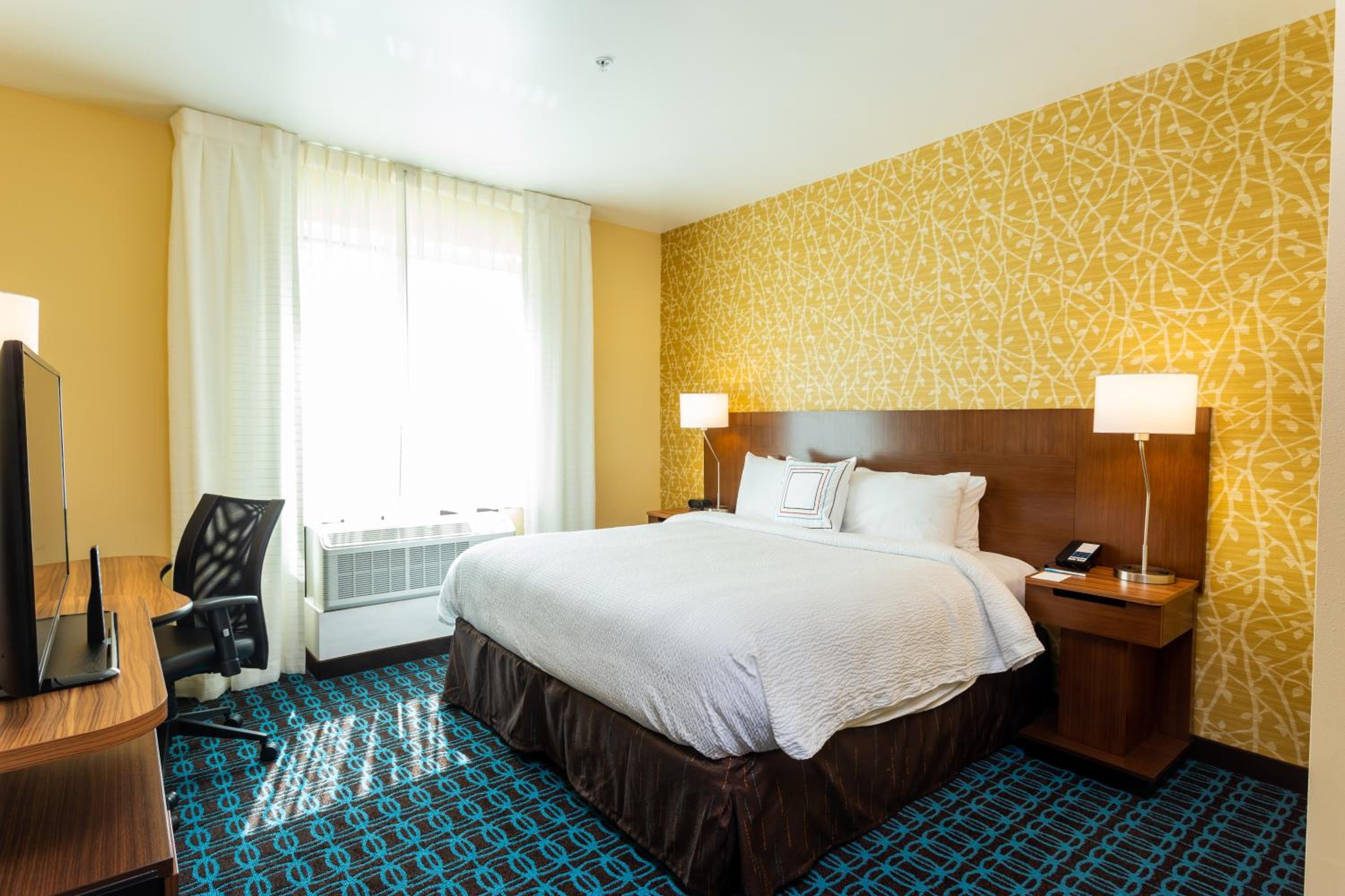 King Room with Roll-in Shower - Mobility and Hearing Accessible photo 1