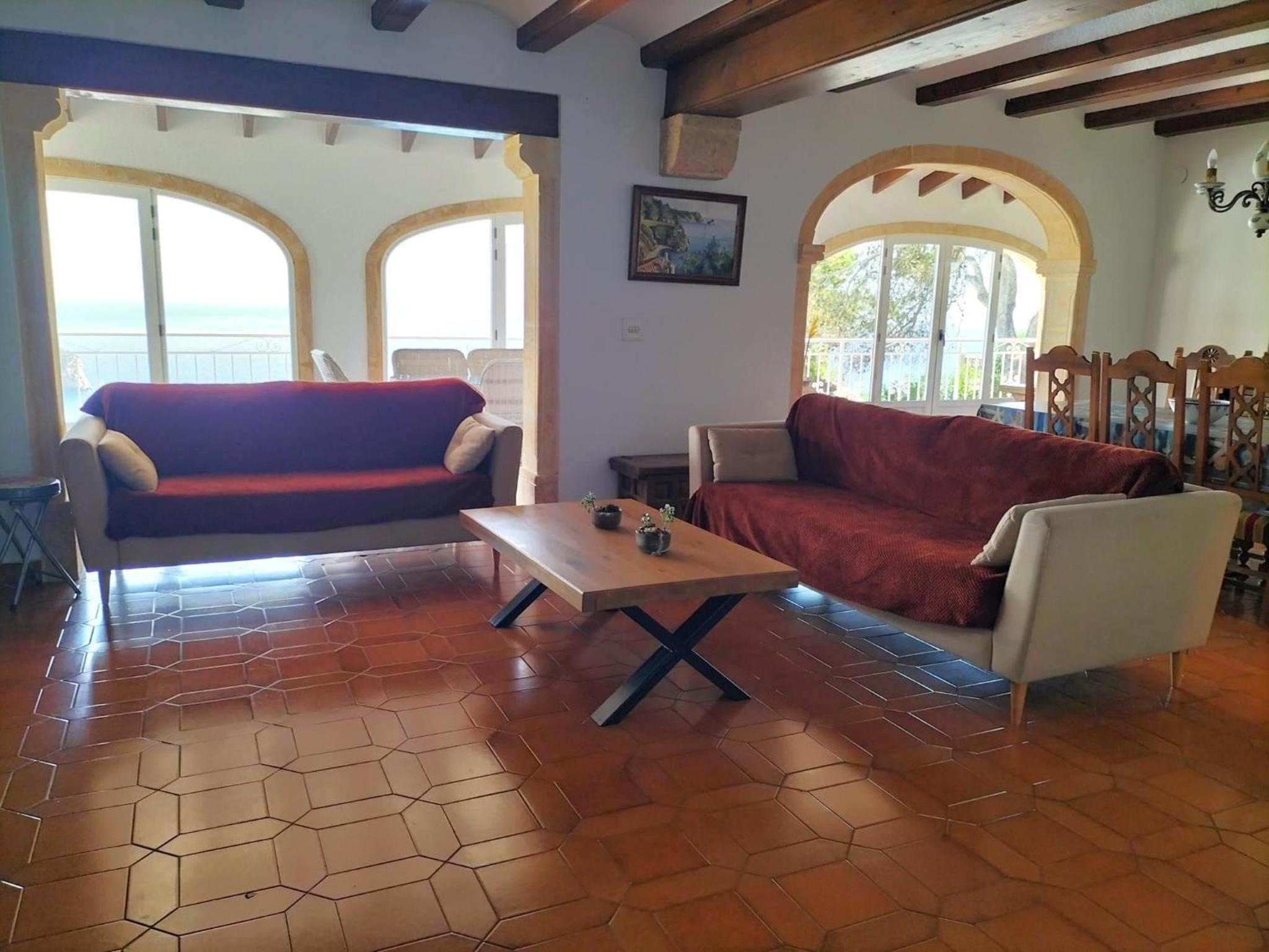 Casa de cuatro habitaciones