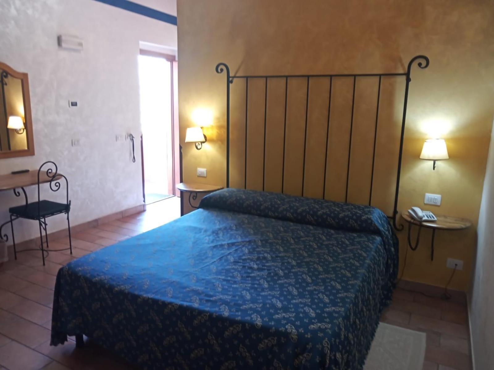 Quadruple Room - Photo 2