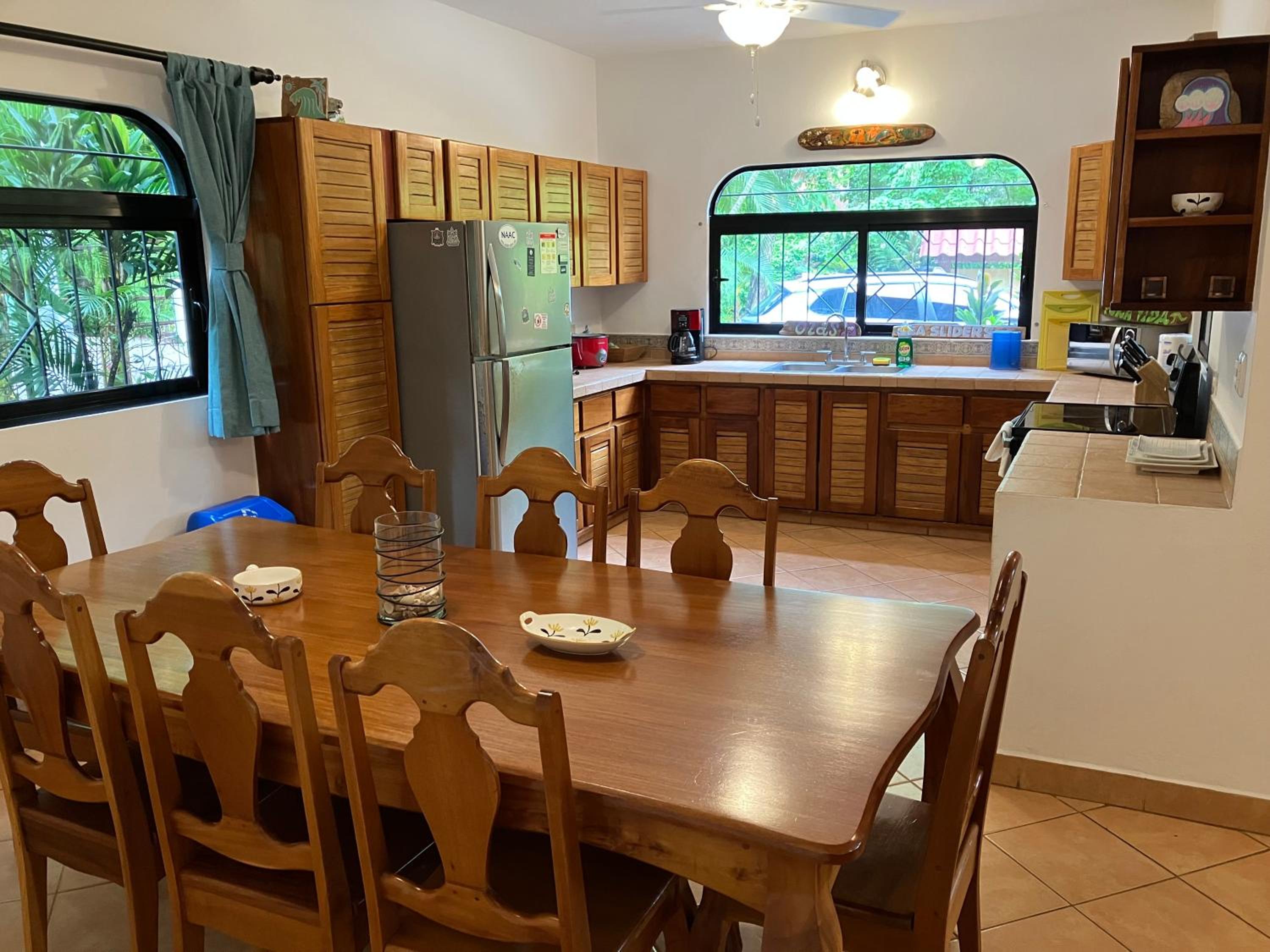 Three-Bedroom Apartment - Photo 21