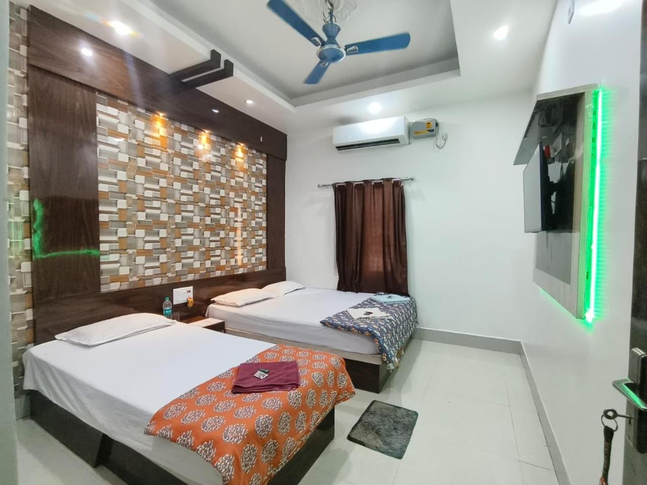 Deluxe Quadruple Room - Photo 8