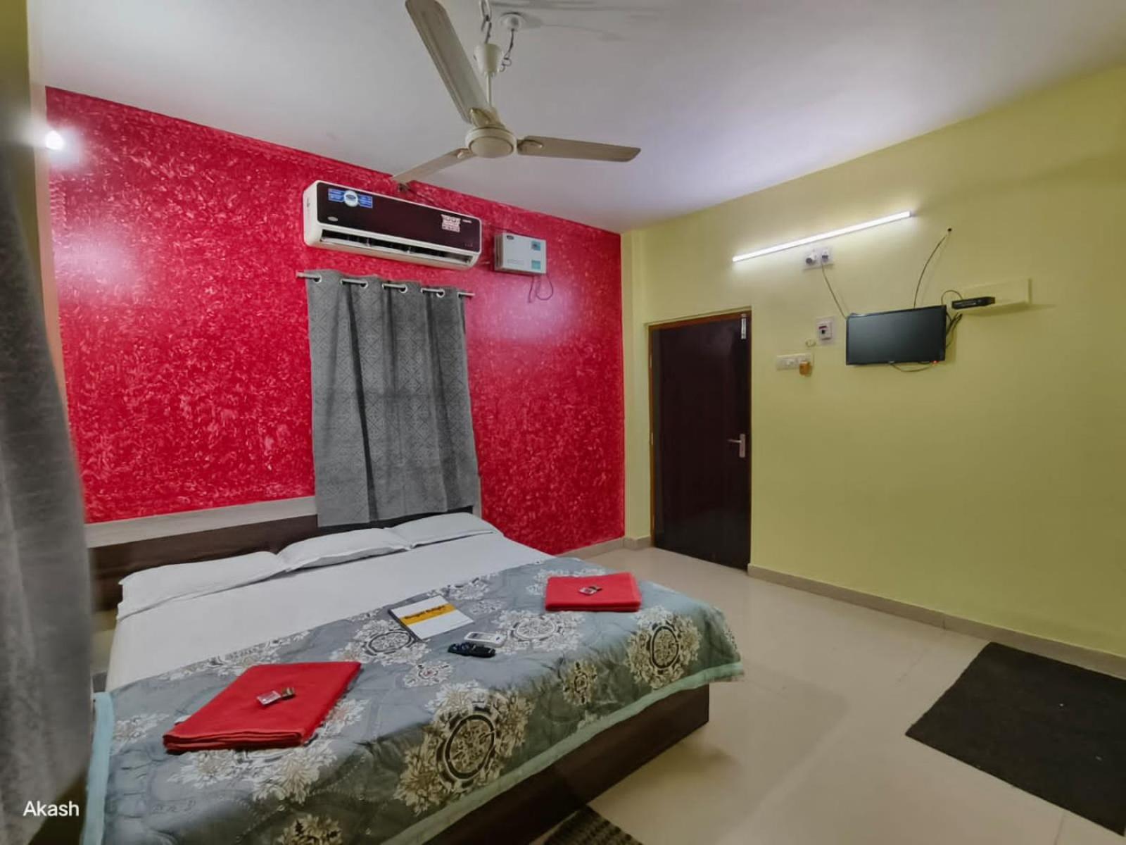 Deluxe Room (2 Adults + 1 Child) photo 2