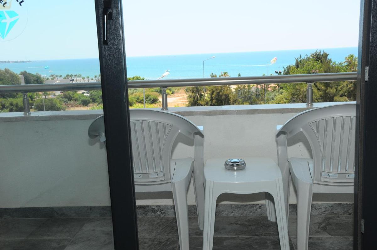 Triple Room with Balcony and Sea View photo 1