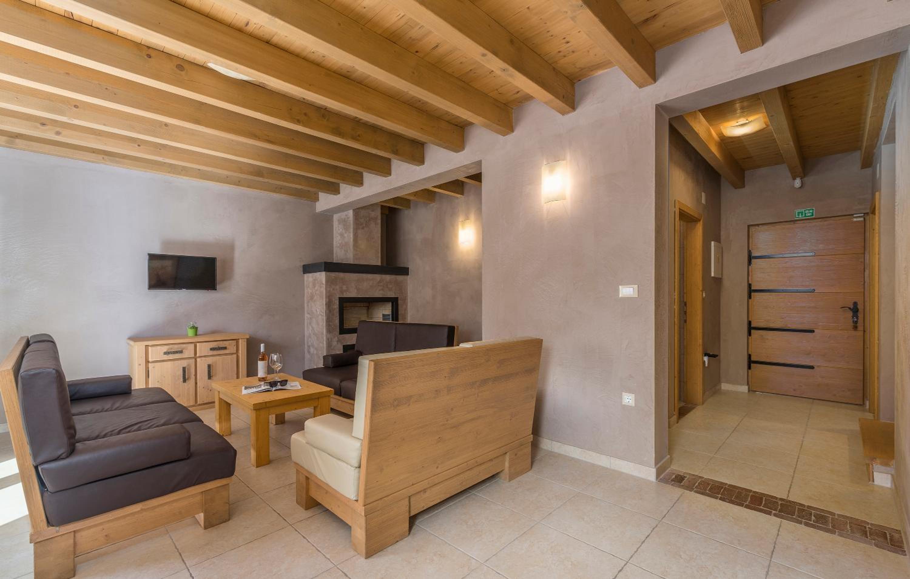 Six-Bedroom Villa 