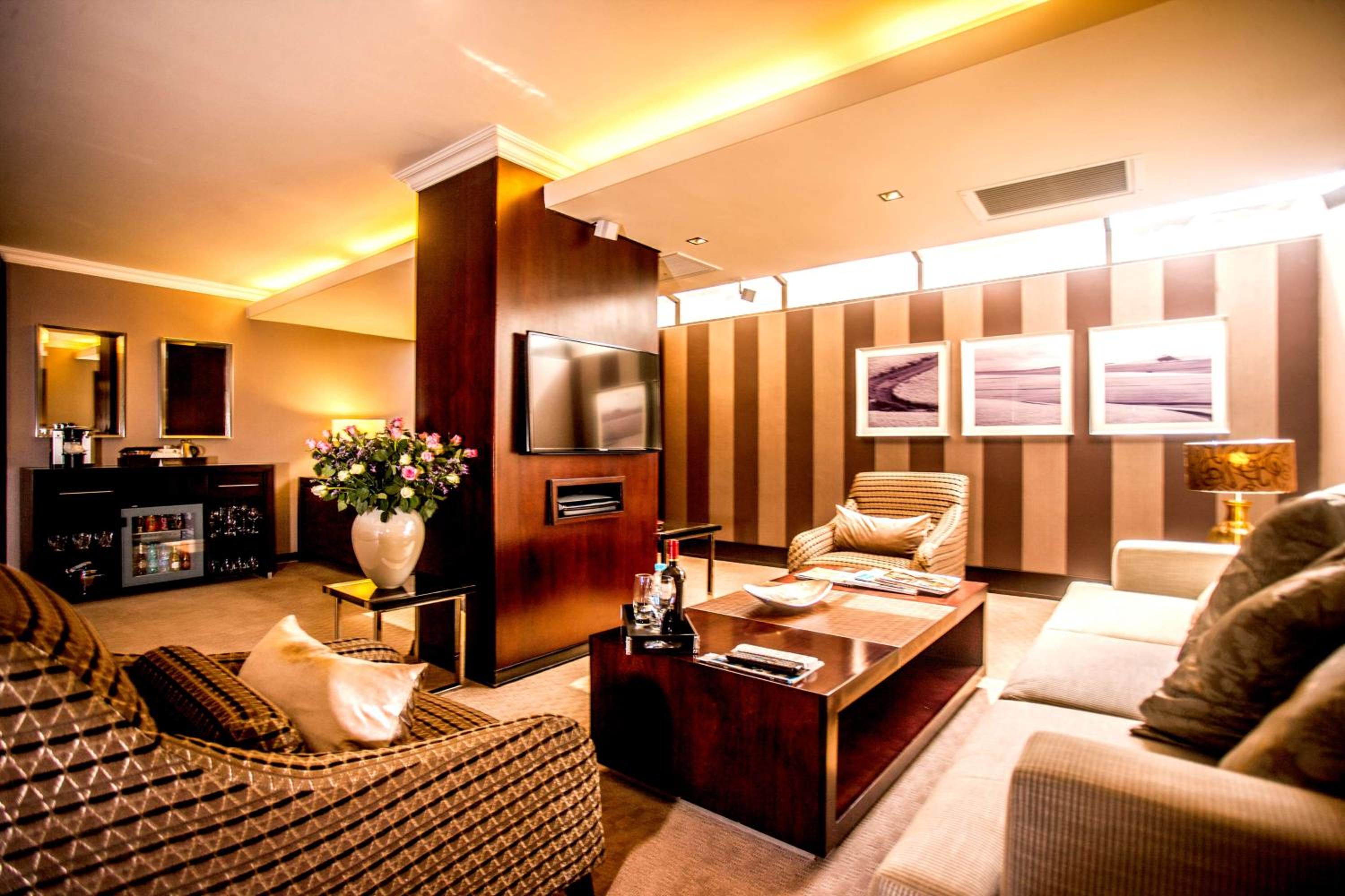 Presidential Suite photo 1