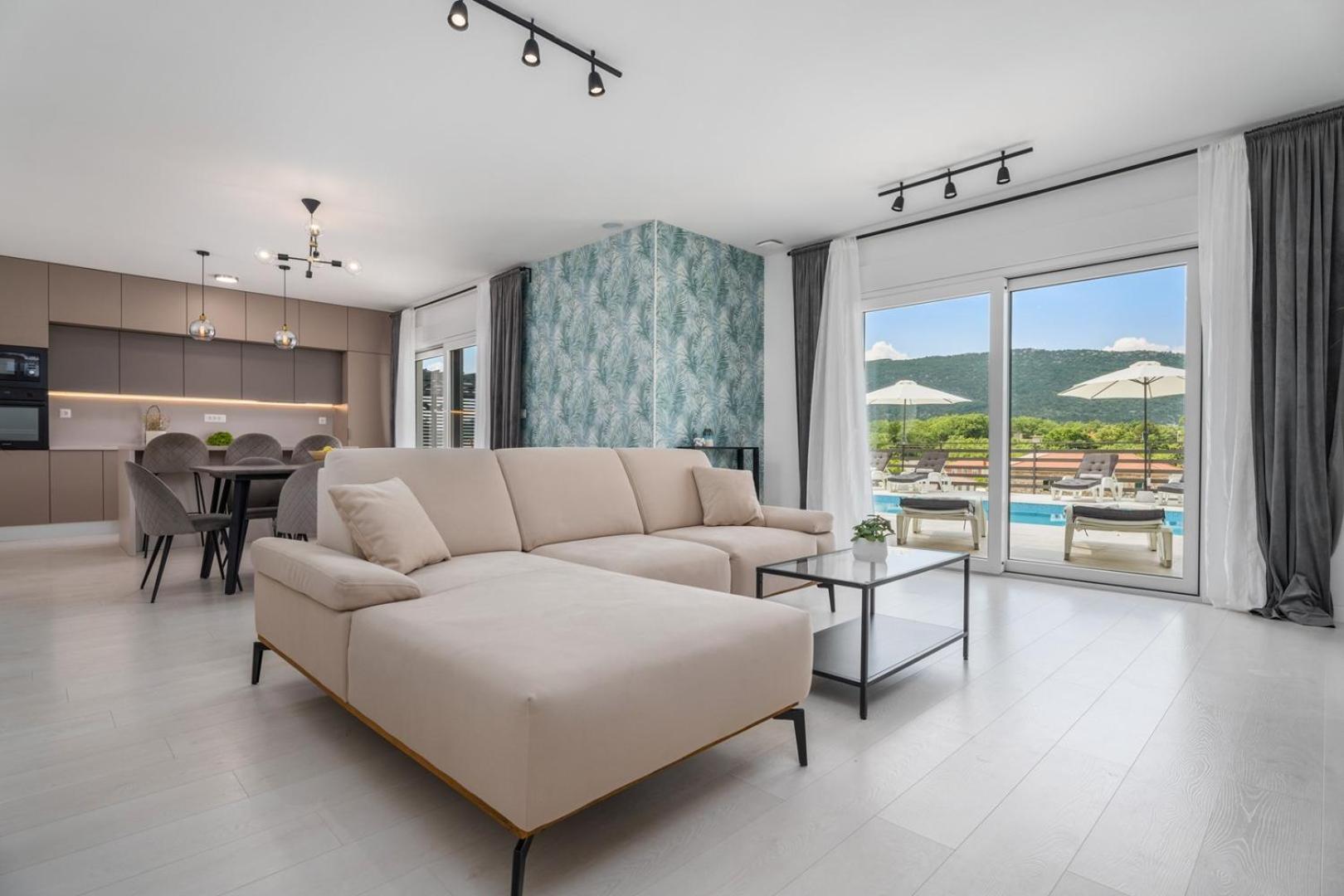 Villa with Private Pool photo 1