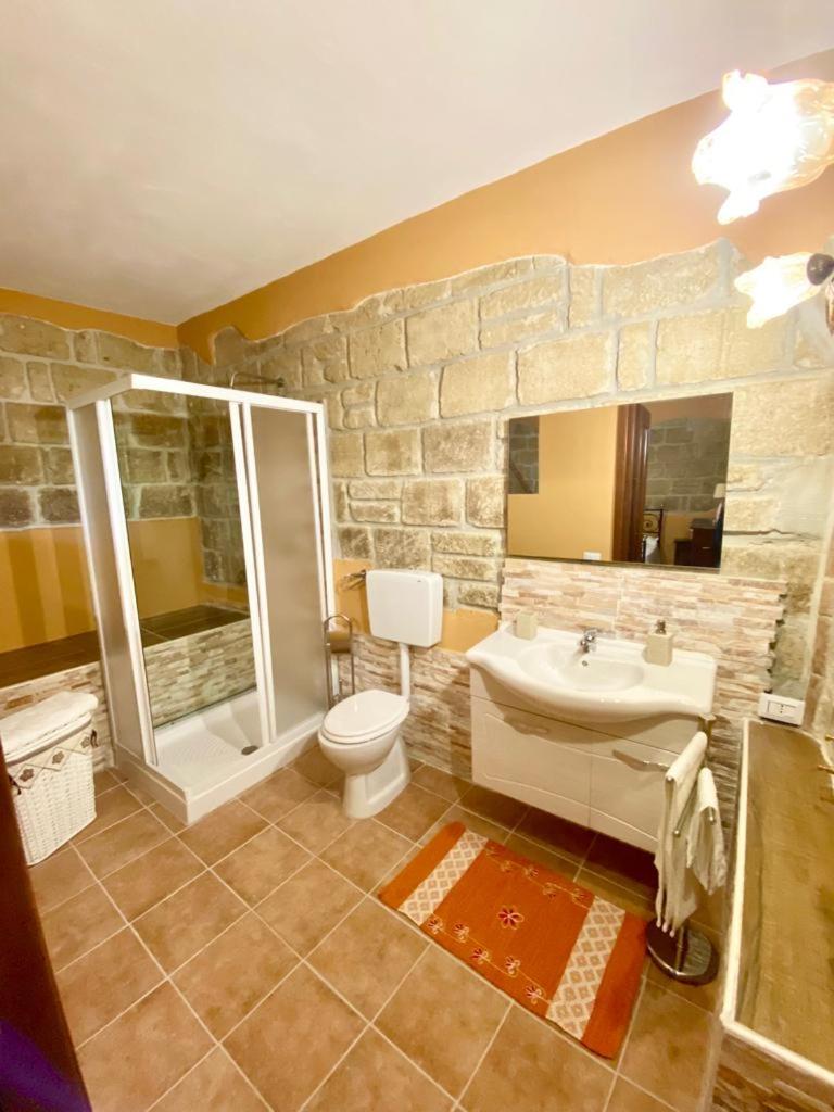 Superior King Room - Photo 3