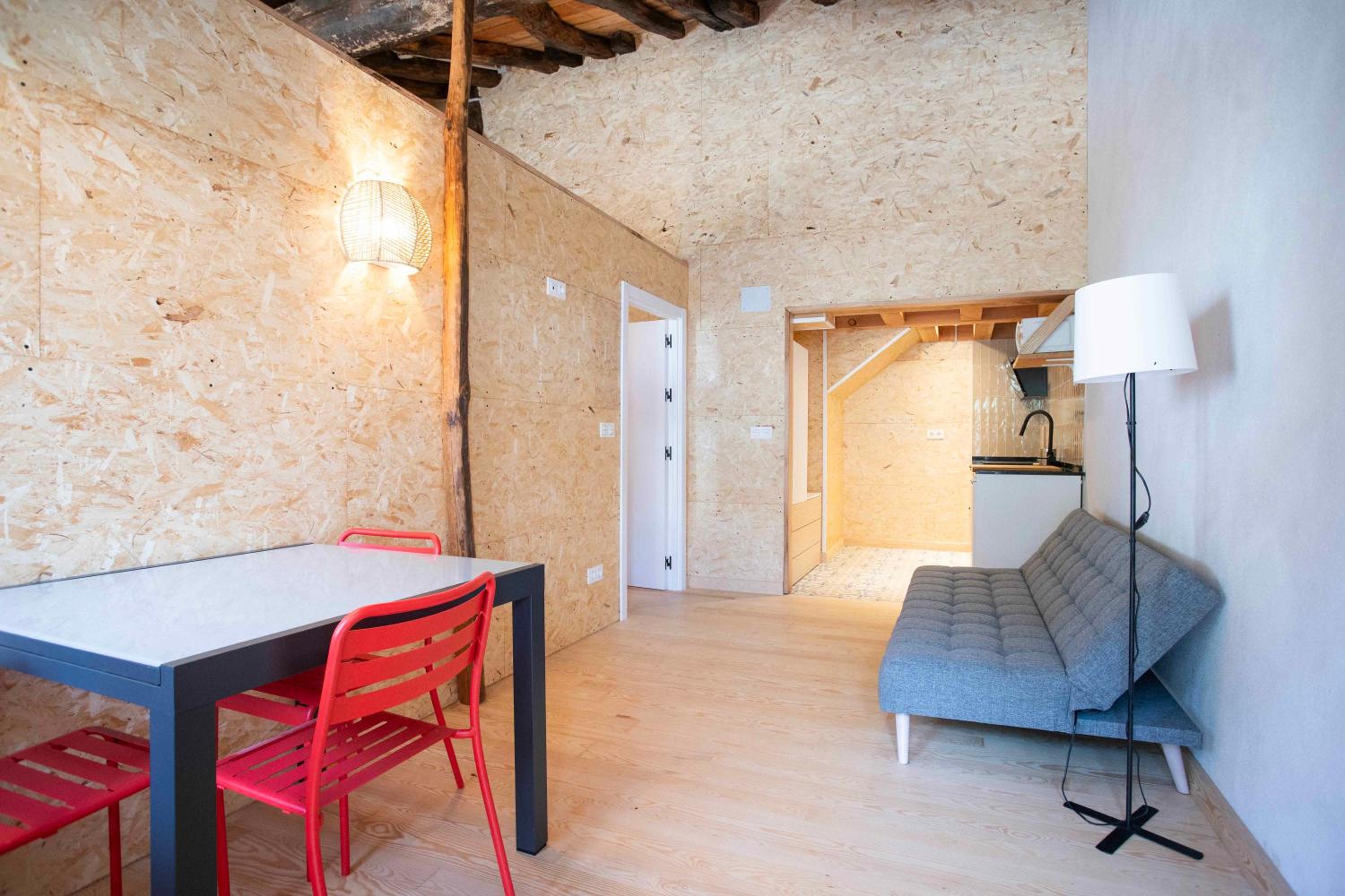 Family Studio - Photo 1