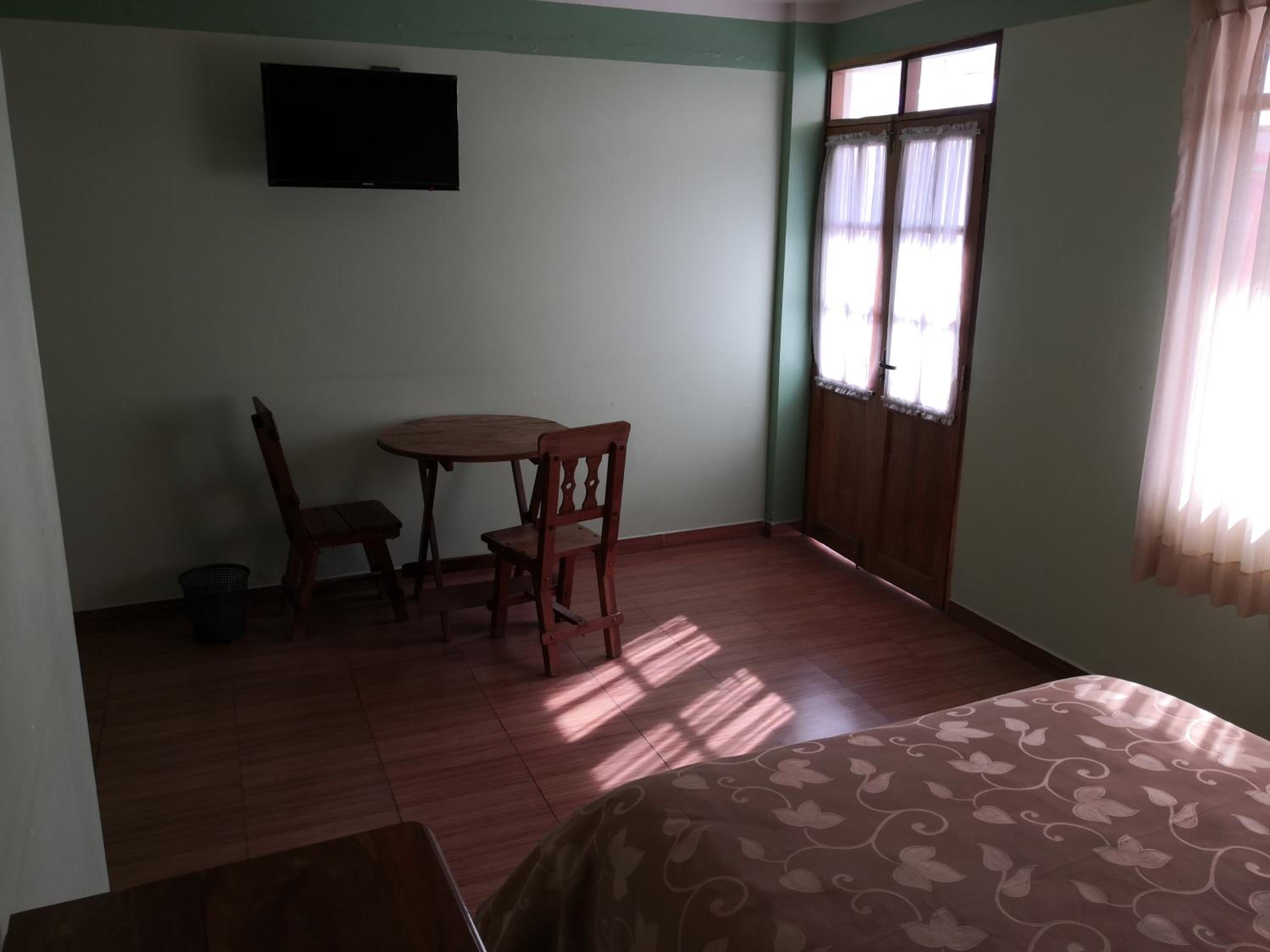 Single Room with Private Bathroom photo 3