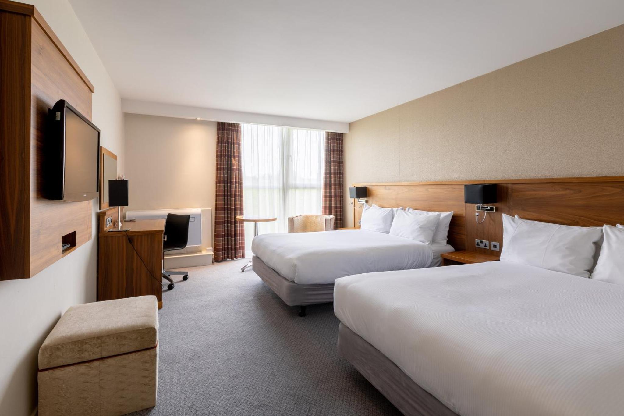 Standard Double Room with Two Double Beds and Minifridge - Photo 1
