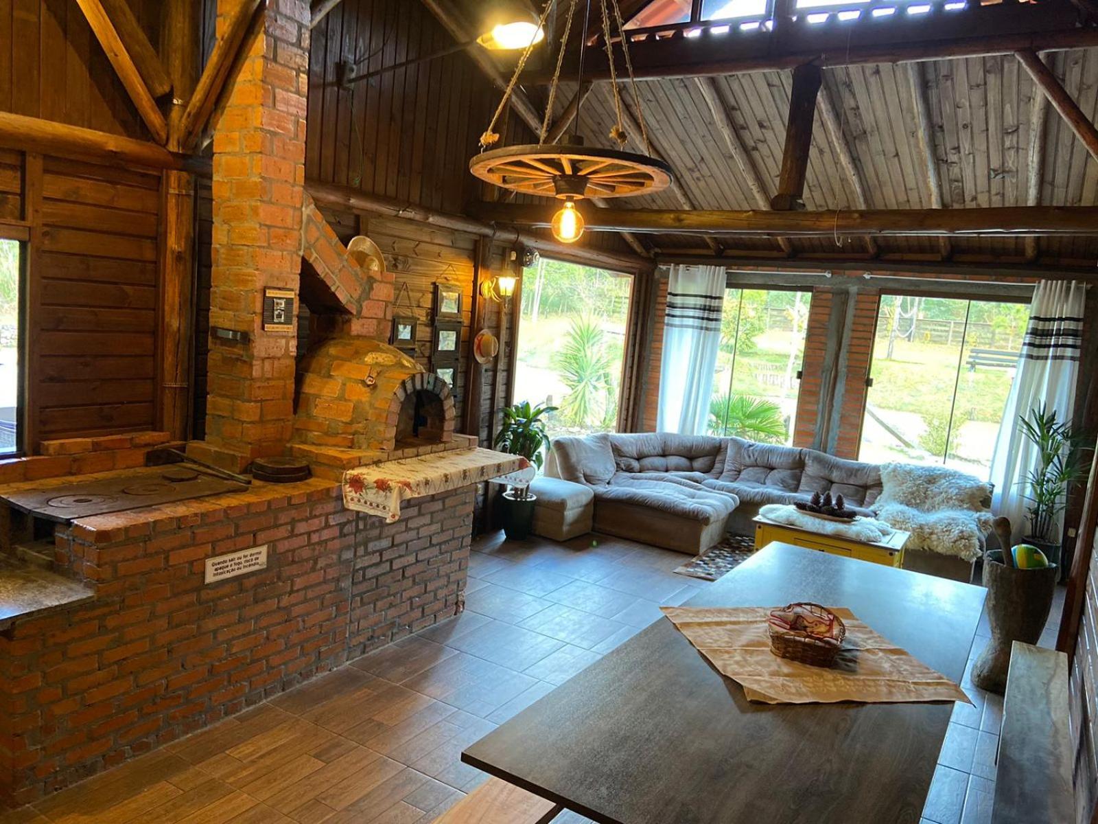 Four-Bedroom House photo 3