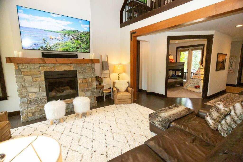 Four-Bedroom House photo 3