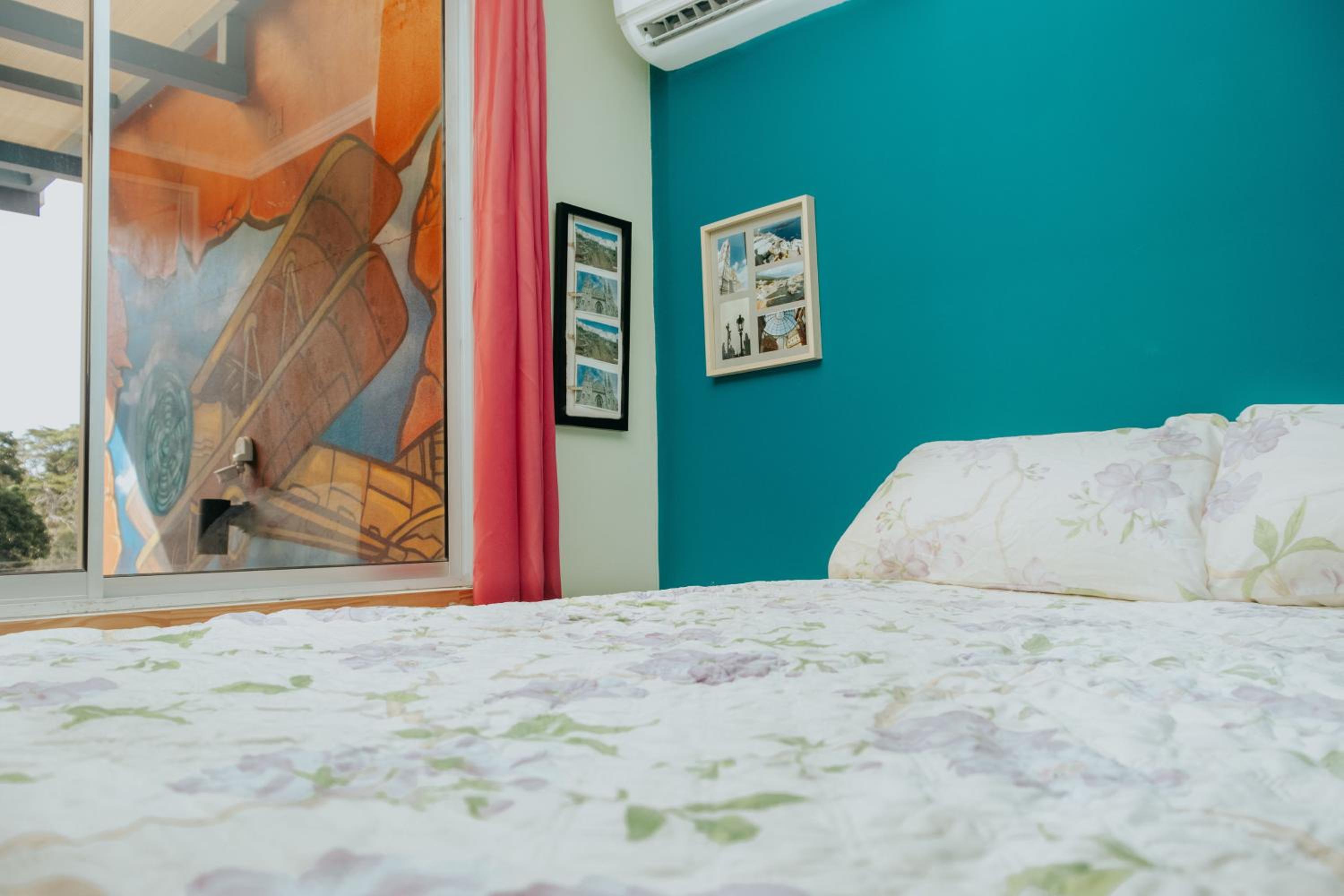 Deluxe Double Room (2 Adults + 1 Child)
