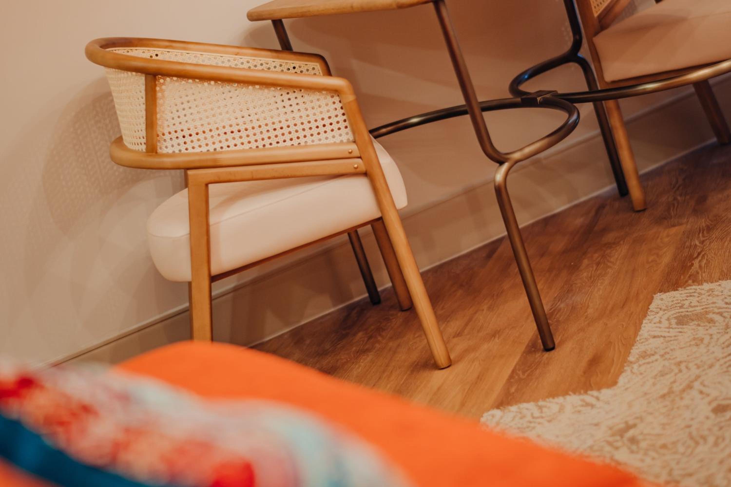 Island Suite With King Bed And Sofa