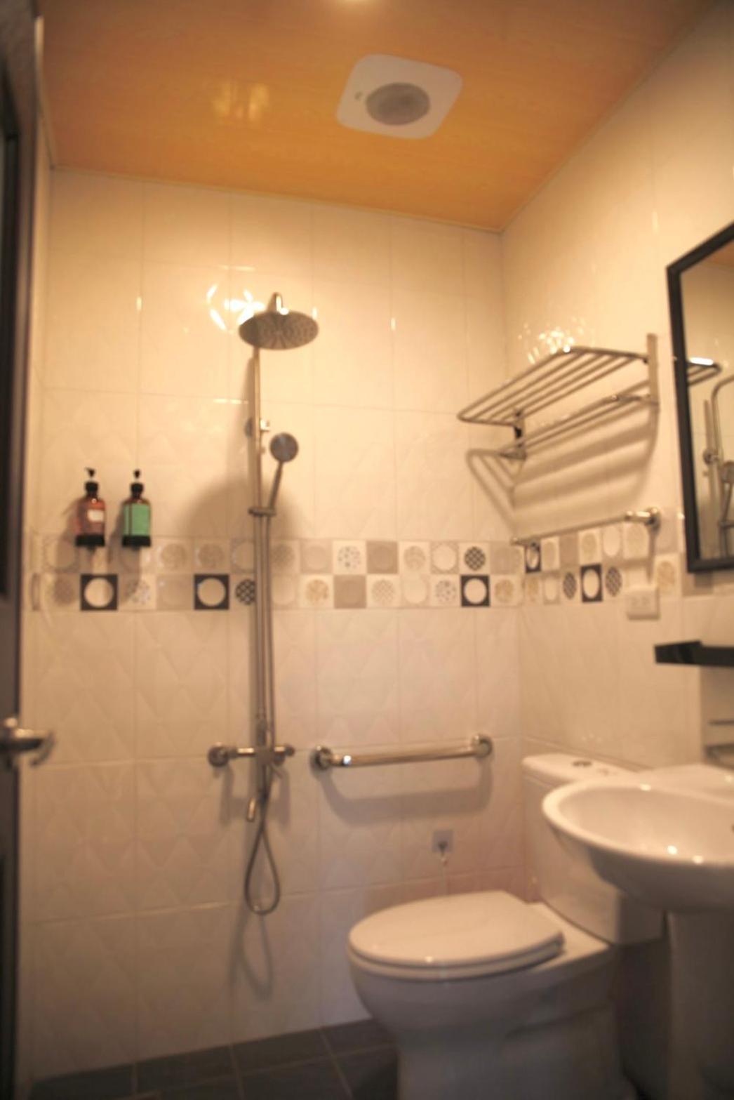 Standard Double or Twin Room photo 2