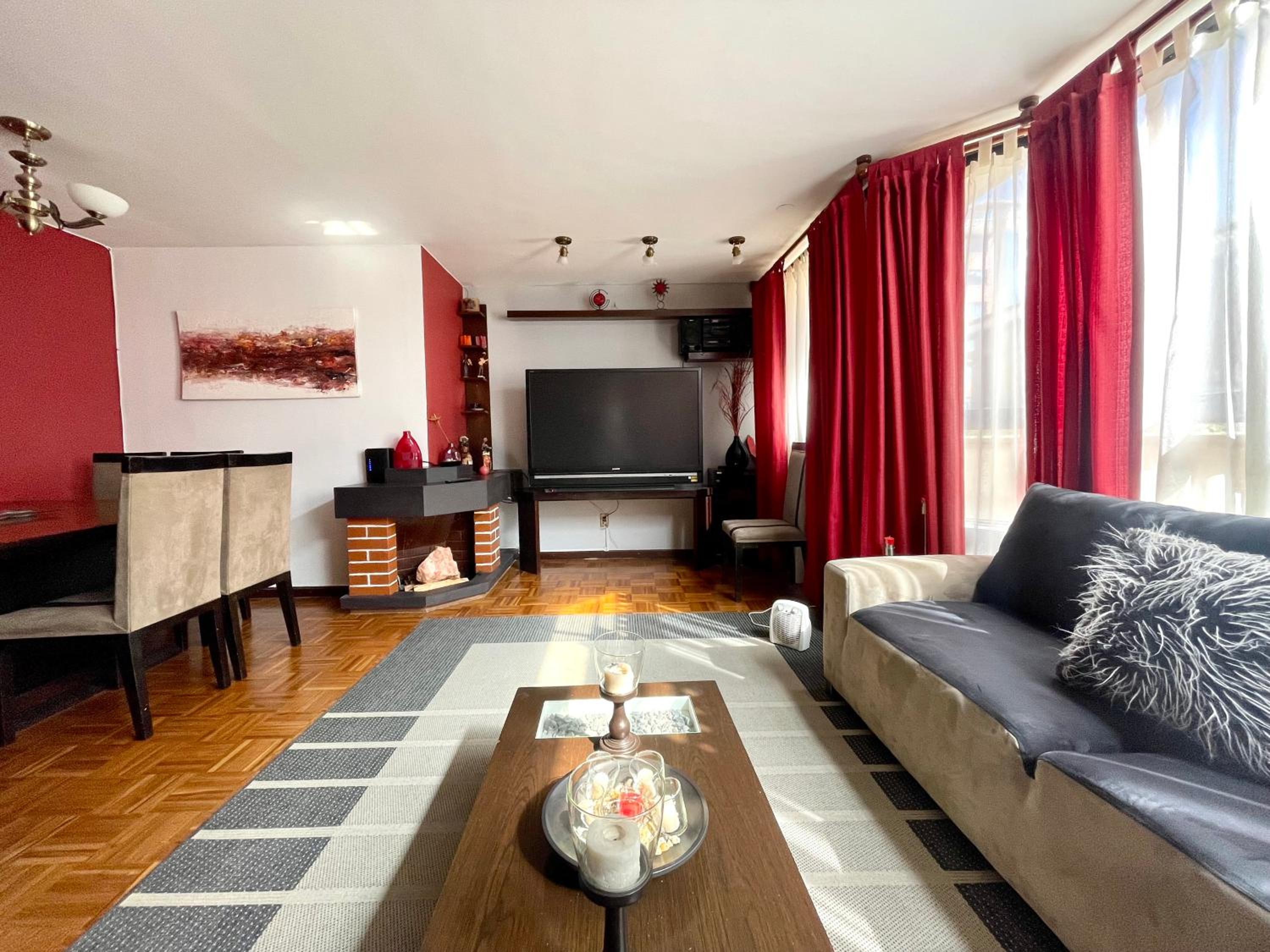 Three-Bedroom Apartment photo 2