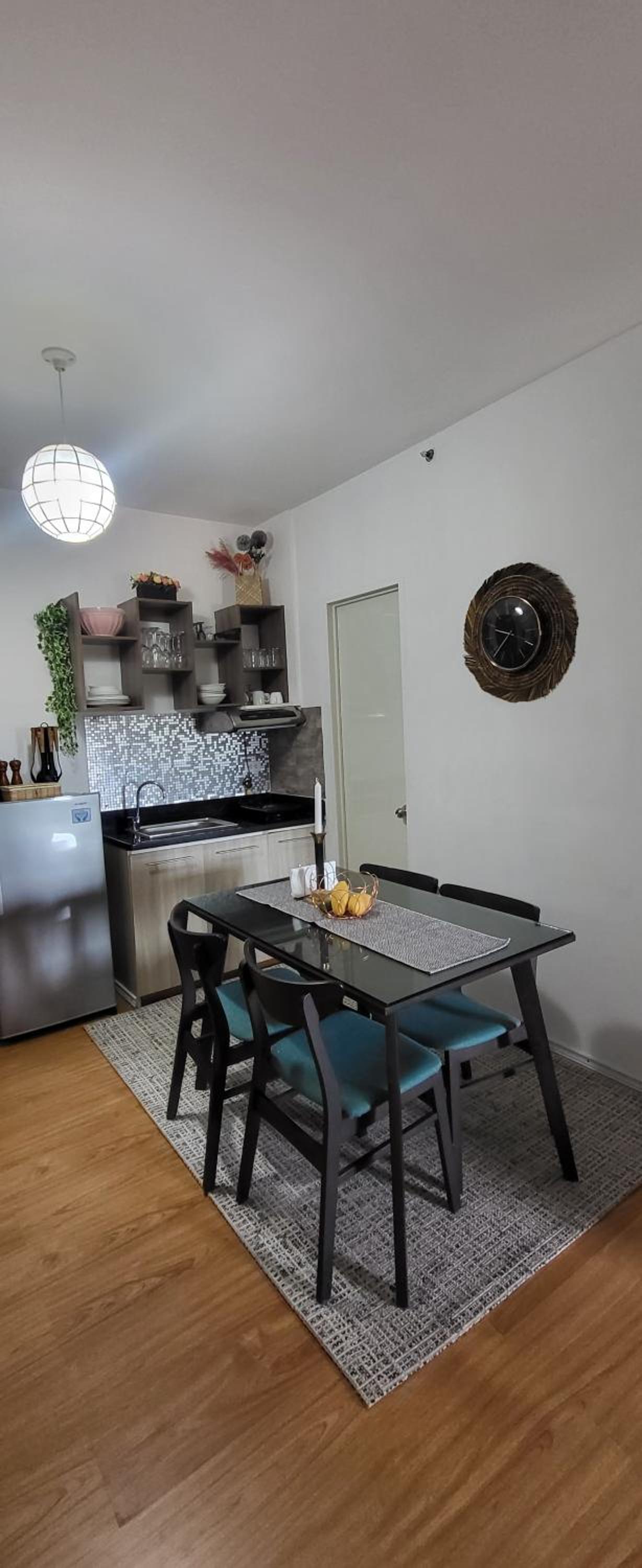 Three-Bedroom Apartment photo 2