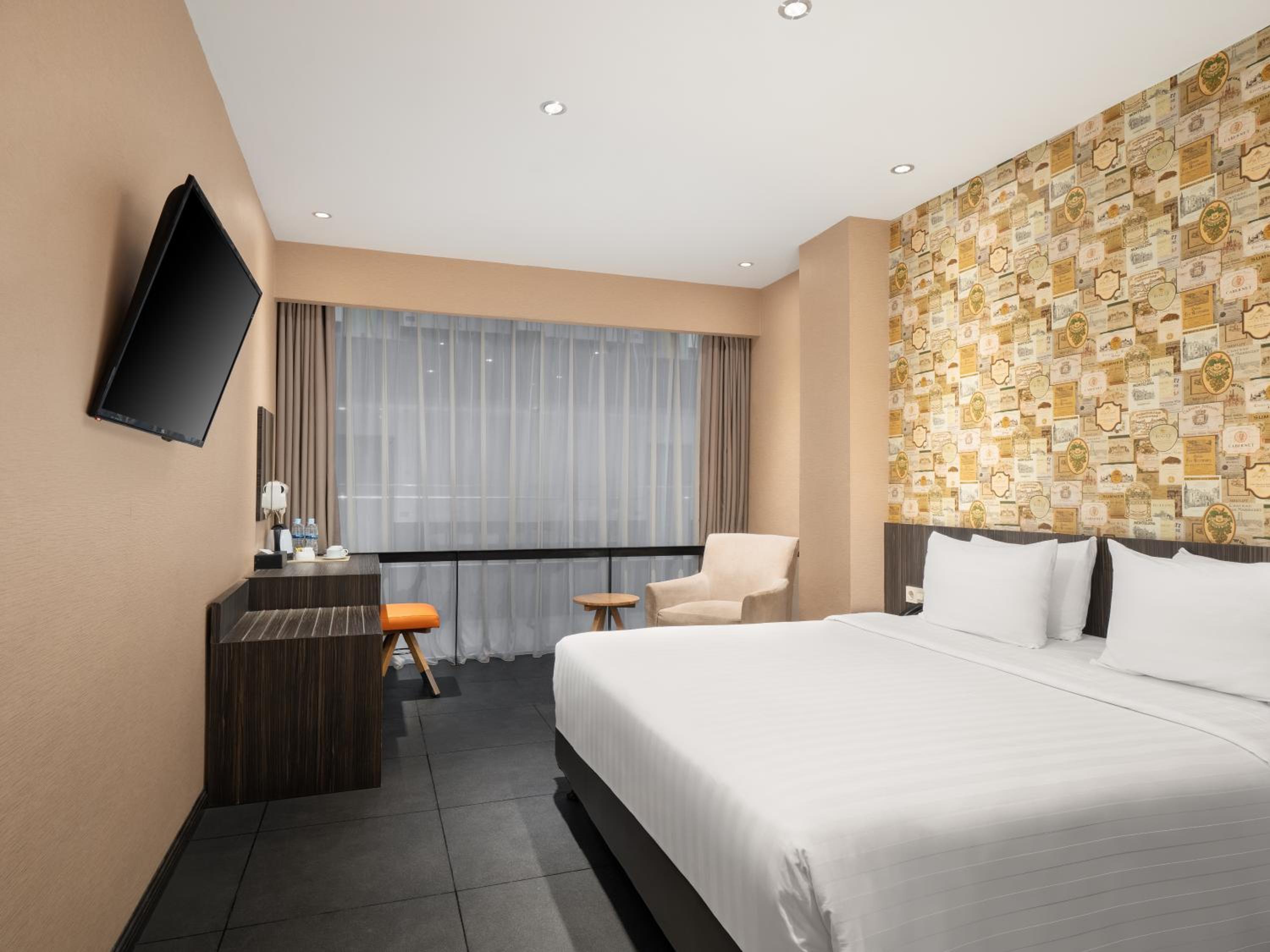 Superior Deluxe Double or Twin Room  - Photo 4