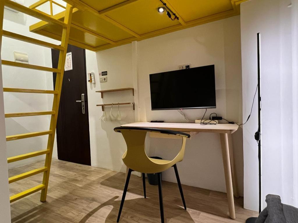 Single Room - Photo 5