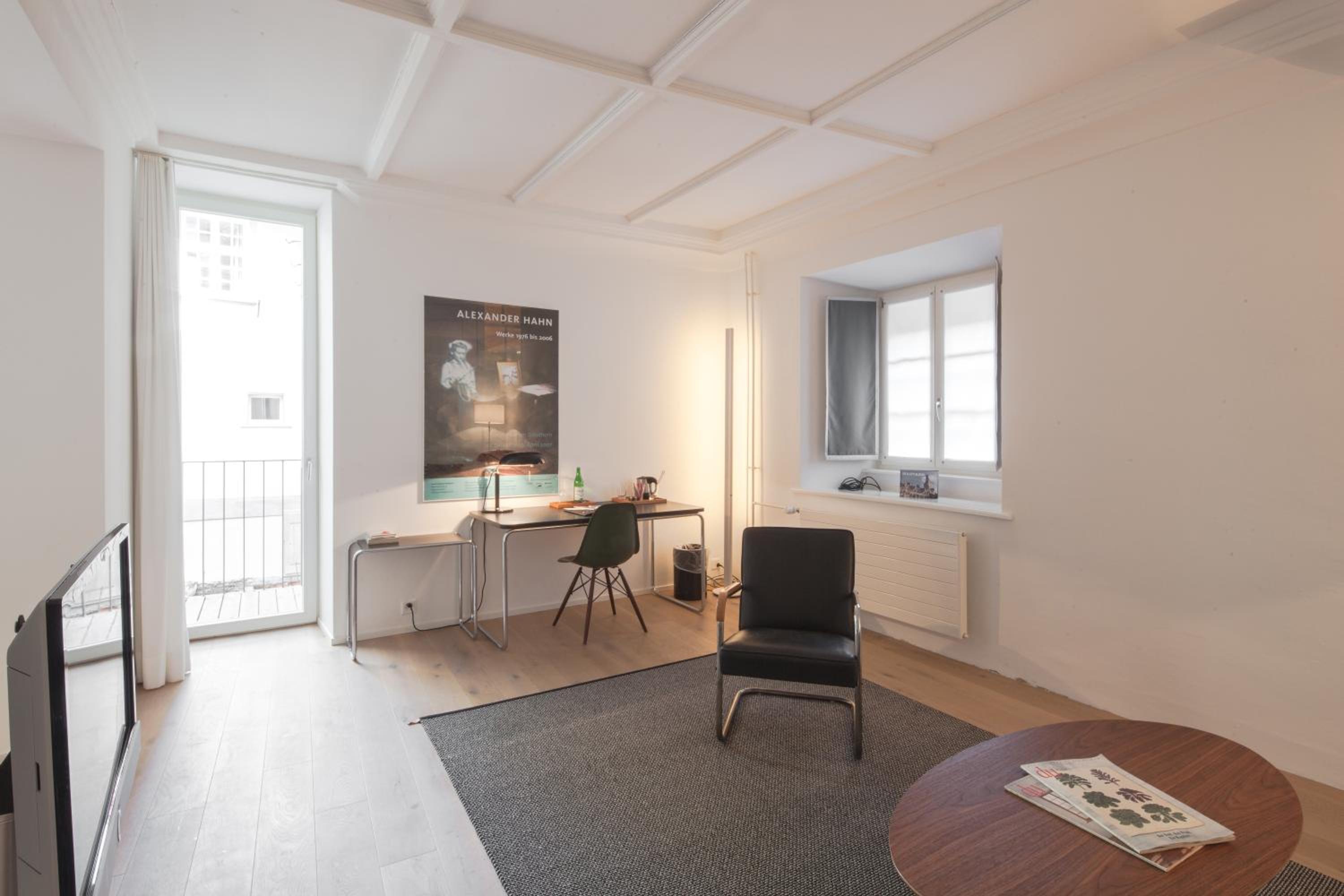 Premium Design Room - Photo 3