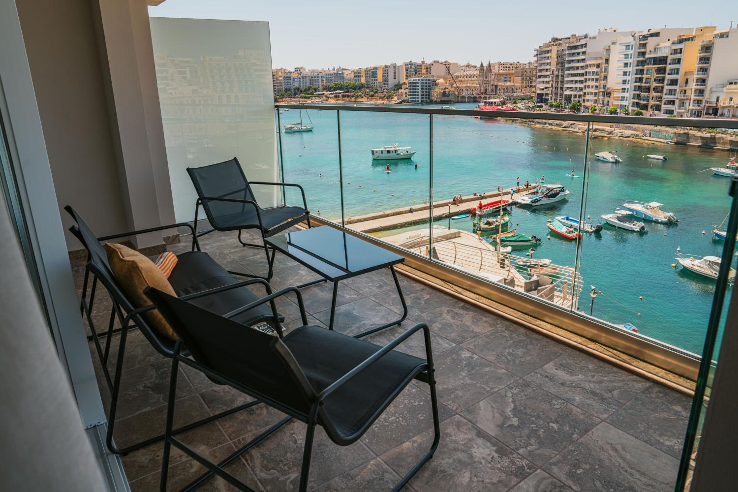 Apartment with Sea View