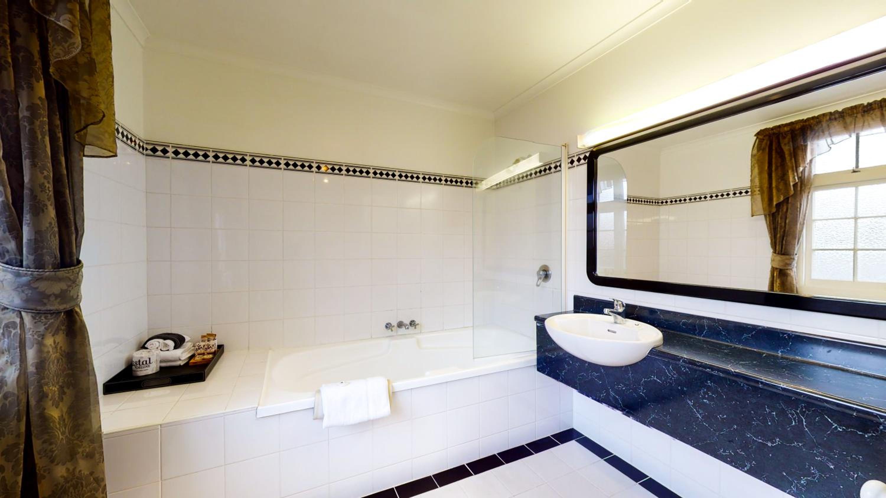 Duchess Suite