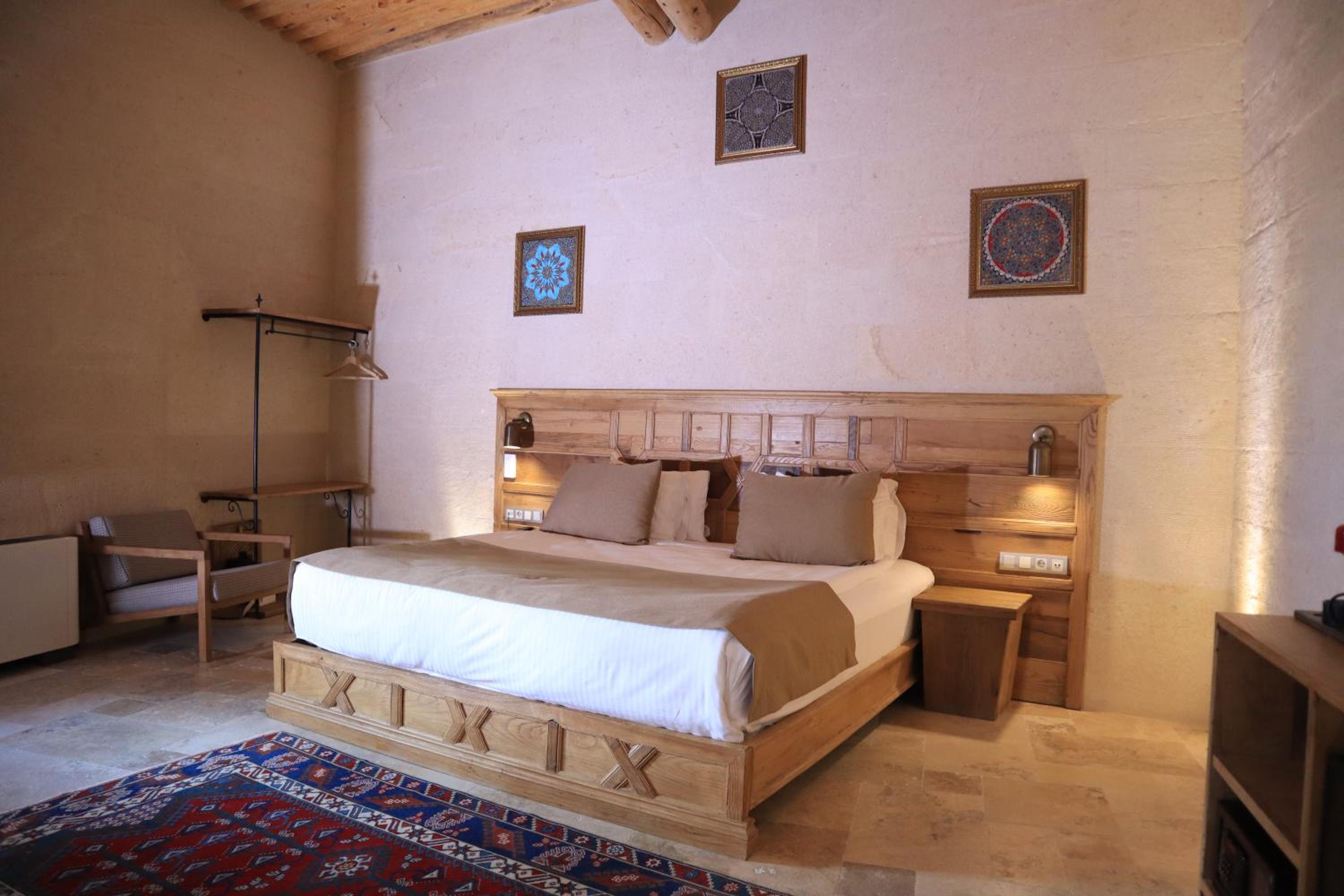 King Suite - Photo 4