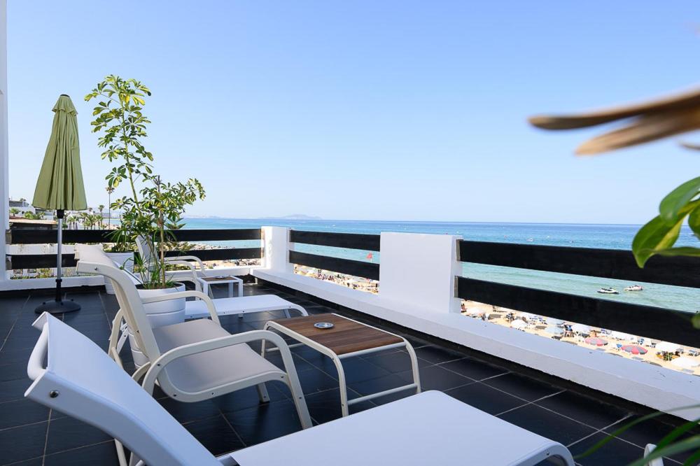 Junior Suite with Sea View - Photo 9
