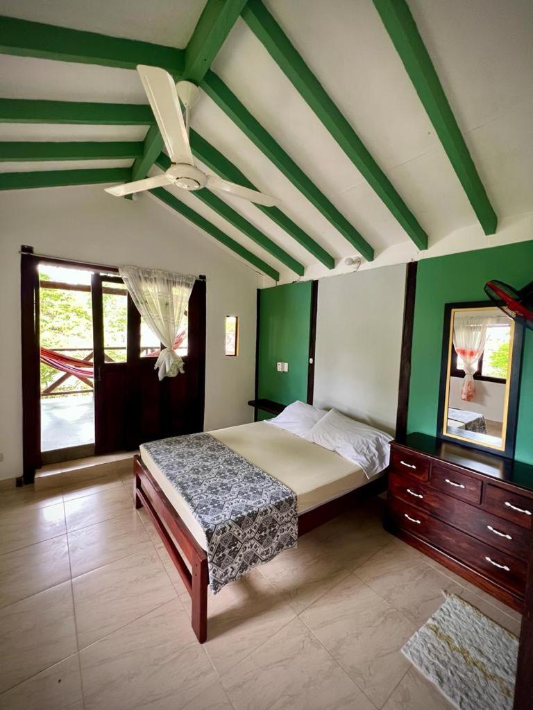 Large Double Room photo 1