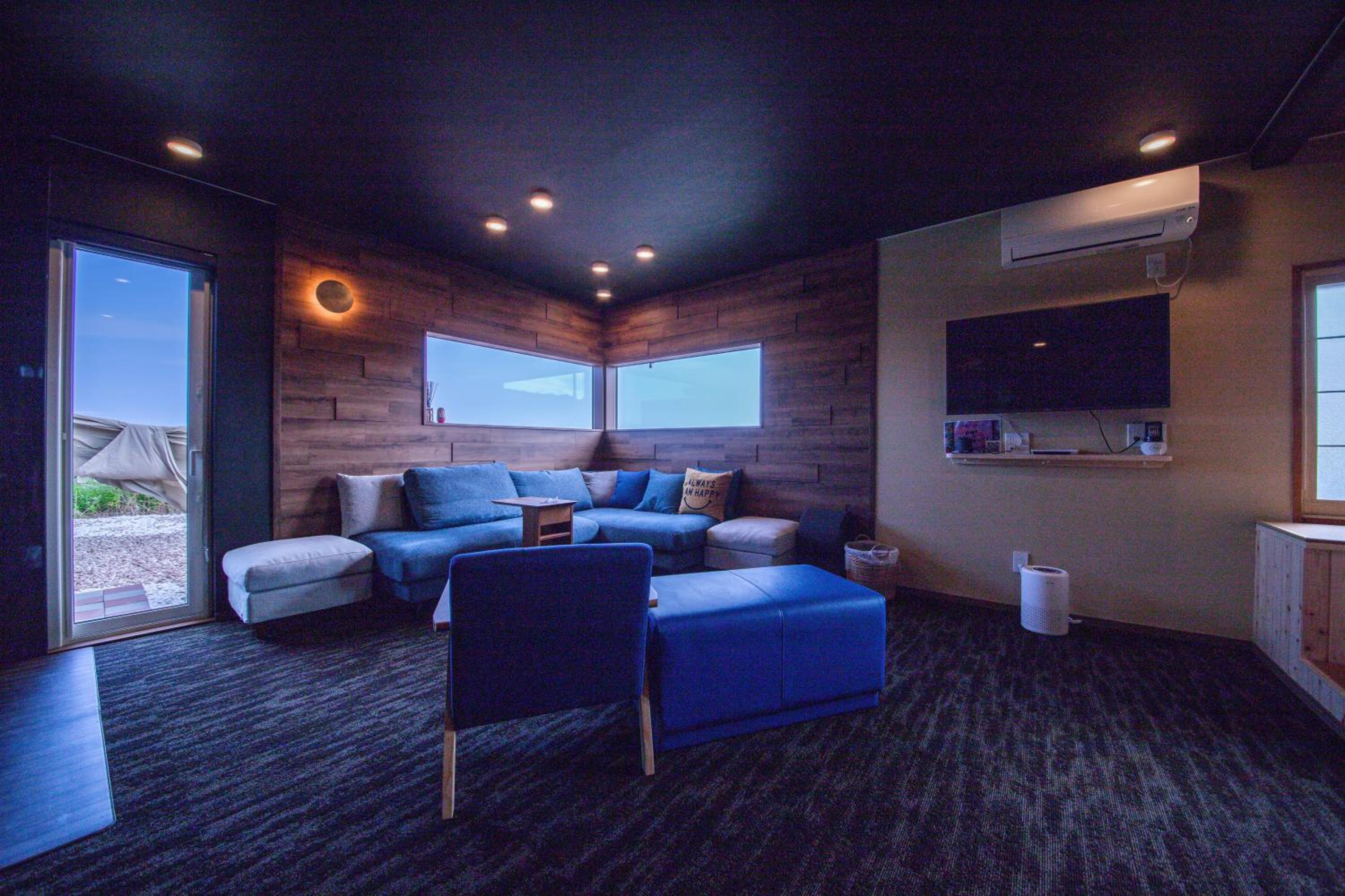 Three-Bedroom Villa - Photo 14