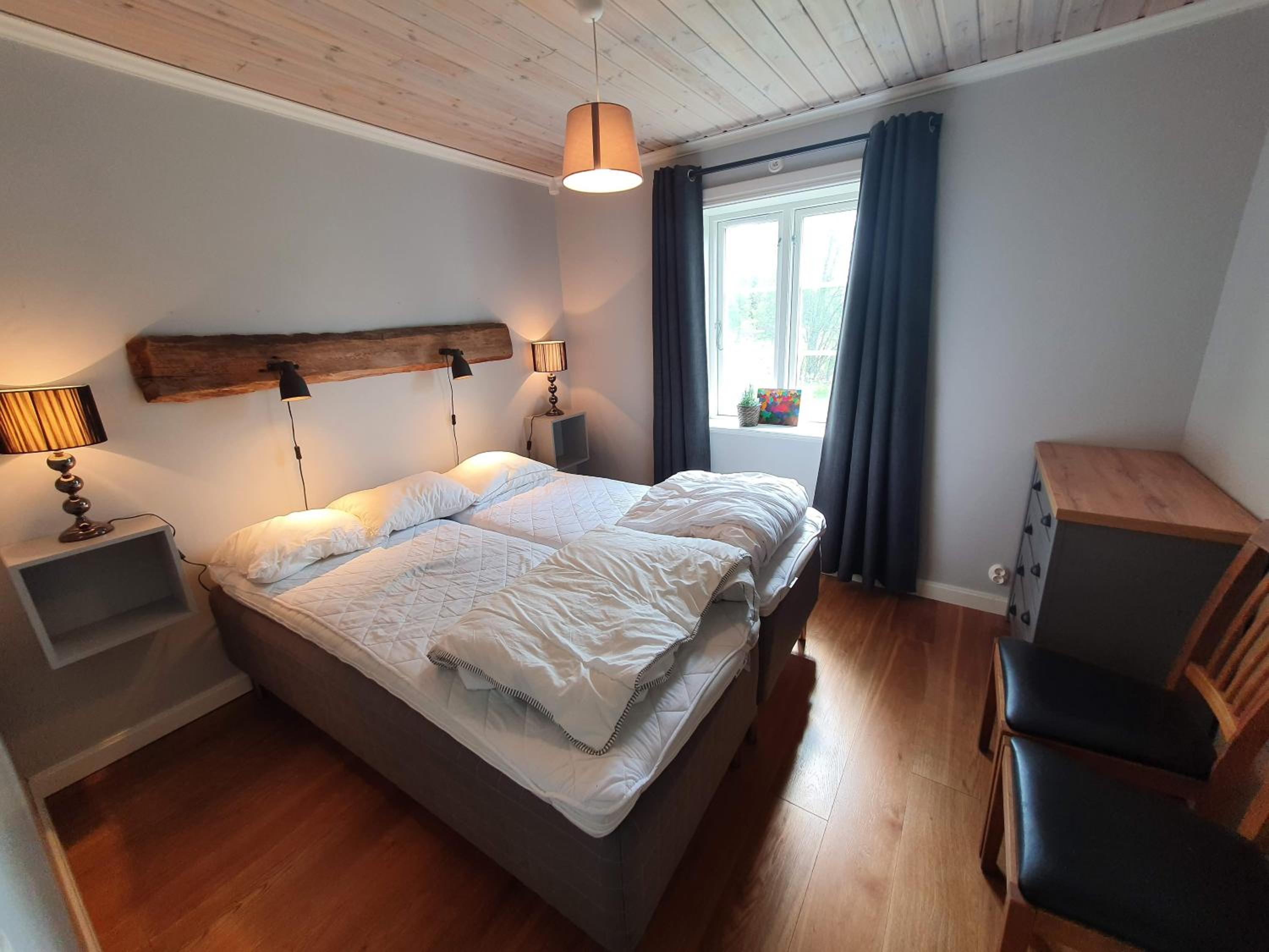 Four-Bedroom House - Photo 28