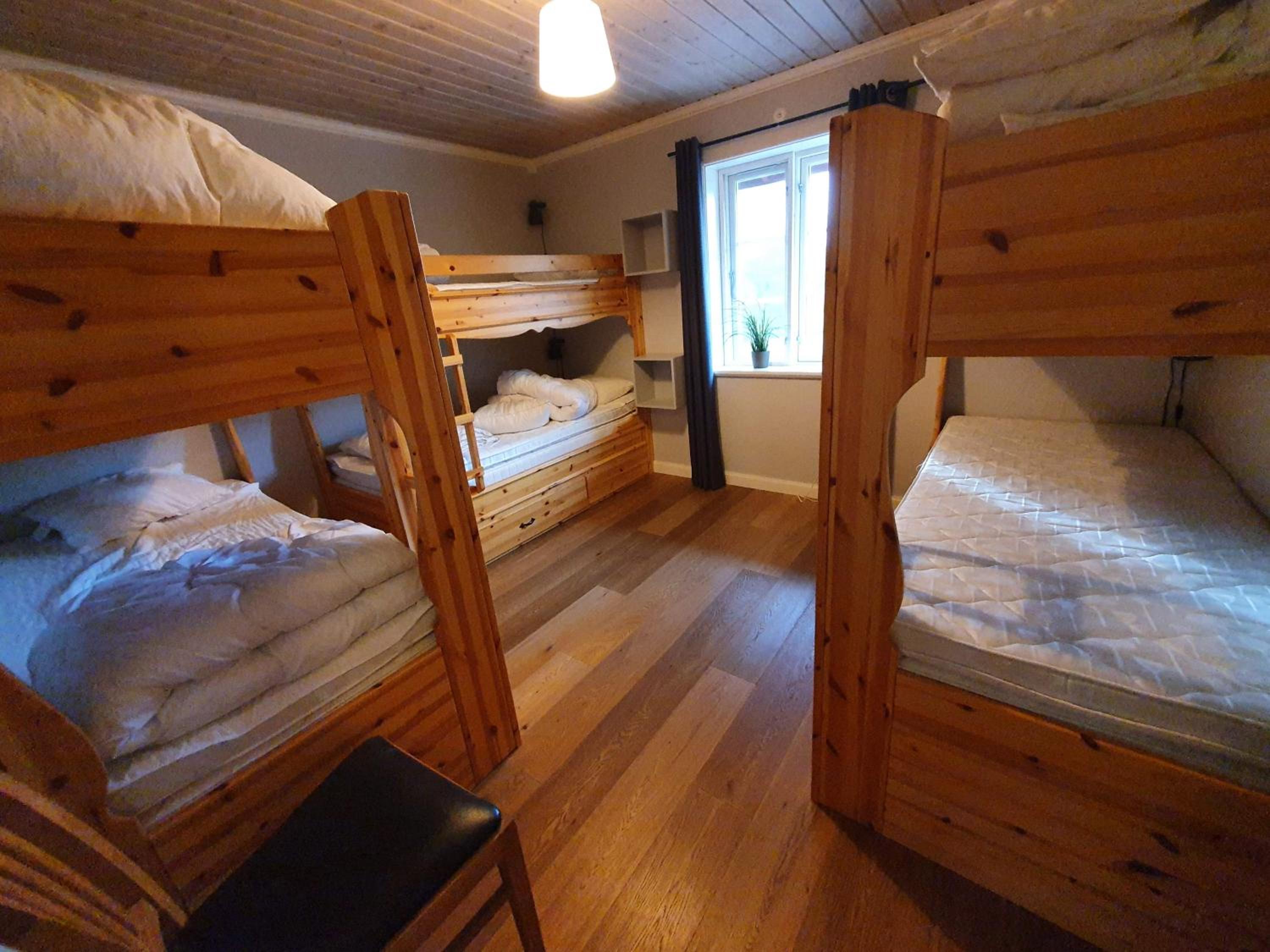 Three-Bedroom Apartment - Photo 25